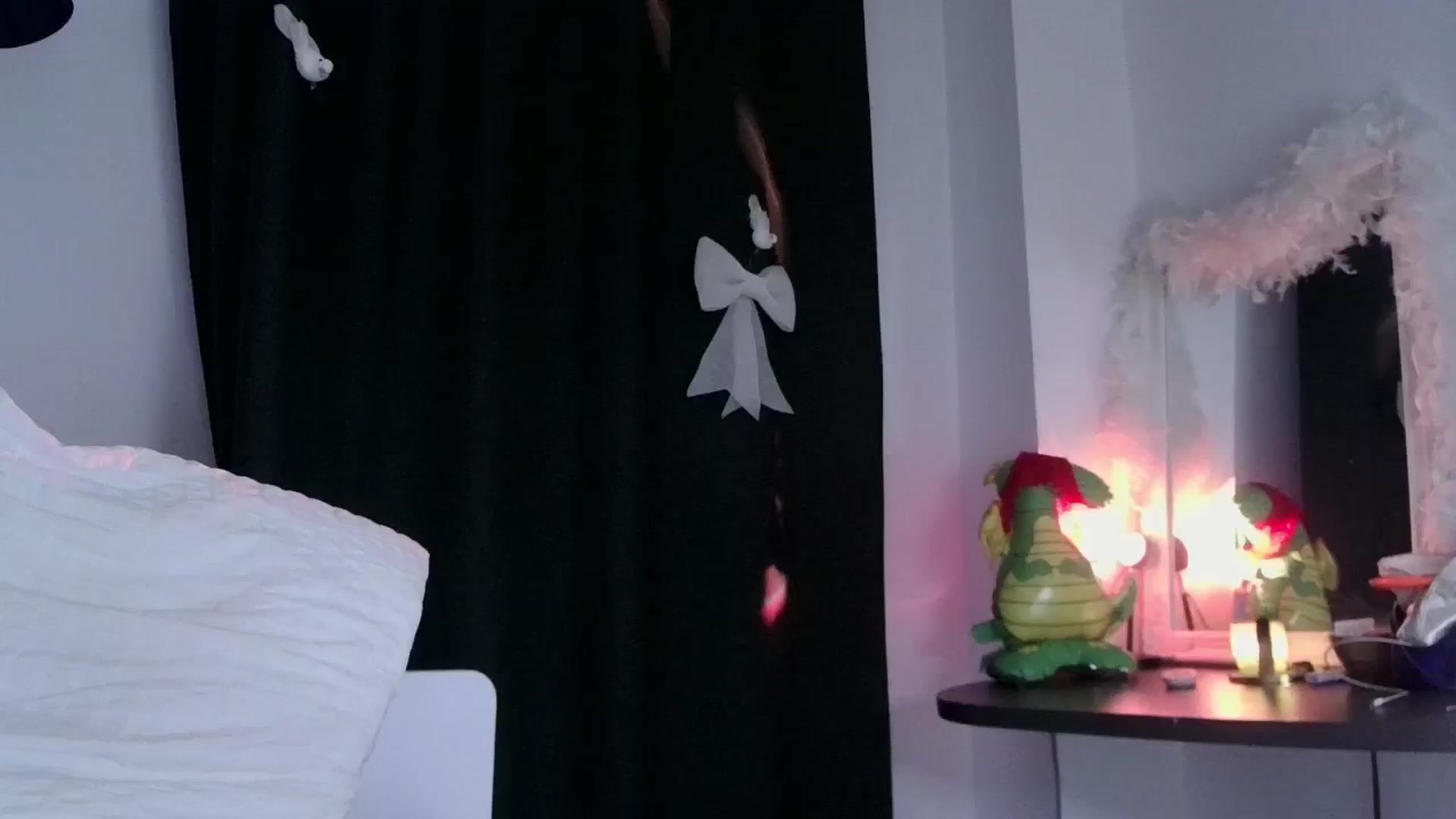 Gallery image thumbnail from Petal___'s myfreecams stream on, 03/16/2025, 18:10 image 19 of 20