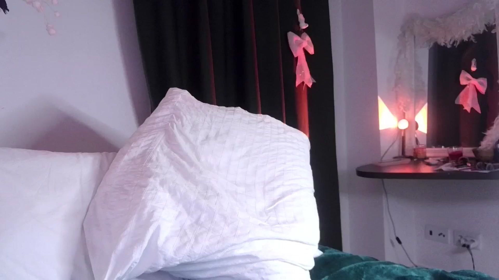Gallery image thumbnail from Petal___'s myfreecams stream on, 04/18/2025, 20:41 image 10 of 20