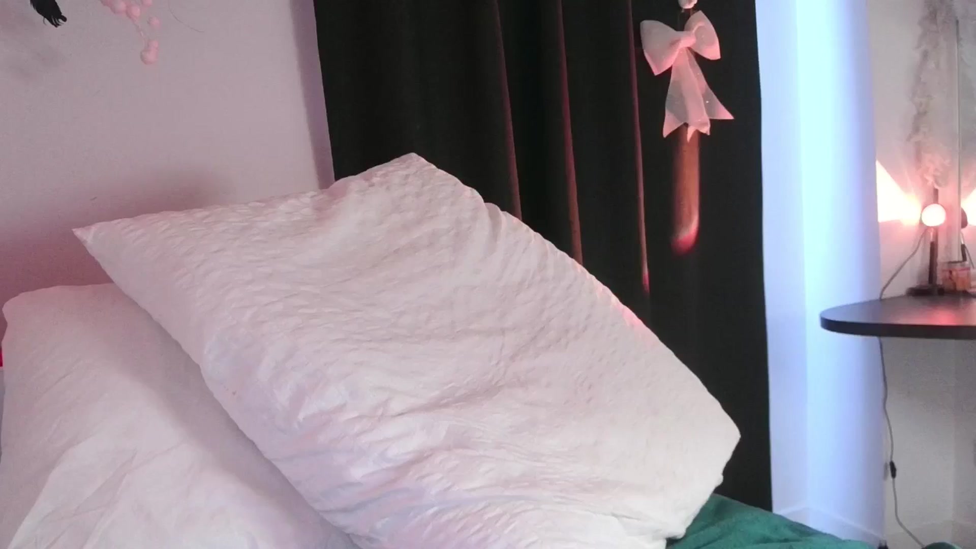 Gallery image thumbnail from Petal___'s myfreecams stream on, 05/08/2025, 14:20 image 3 of 20