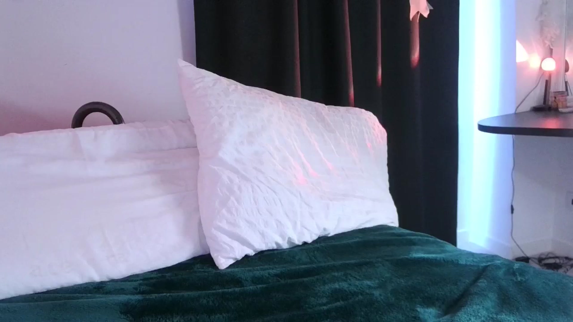 Gallery image thumbnail from Petal___'s myfreecams stream on, 05/15/2025, 12:28 image 15 of 20