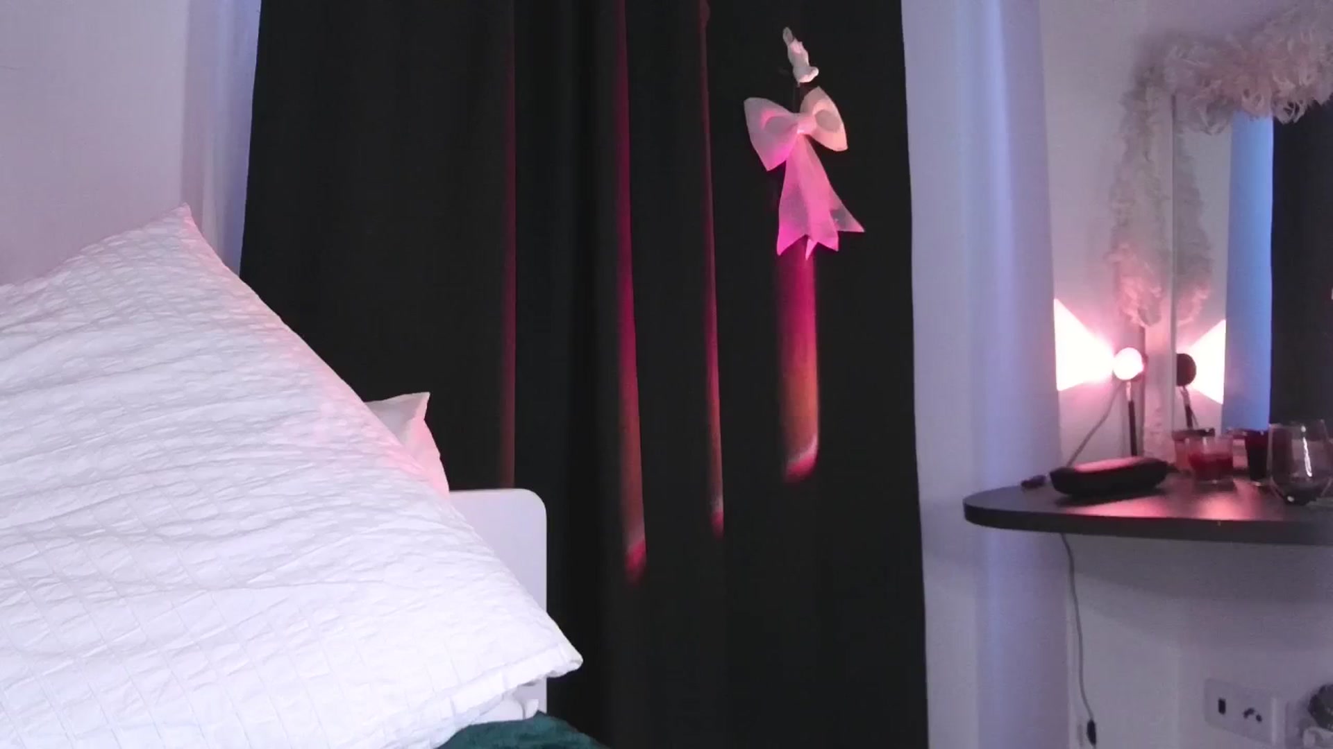 Gallery image thumbnail from Petal___'s myfreecams stream on, 07/16/2025, 14:55 image 14 of 20