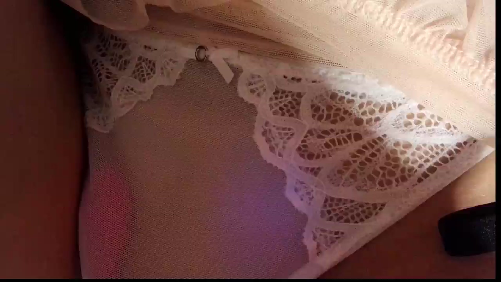 Gallery image thumbnail from Petal___'s myfreecams stream on, 06/12/2026, 19:21 image 12 of 20