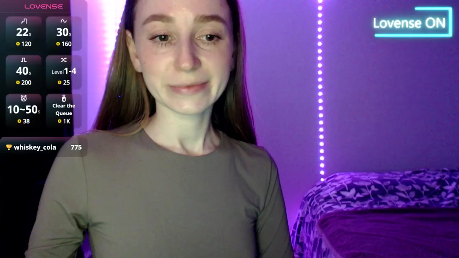 Gallery image thumbnail from PetitAnge_'s myfreecams stream on, 04/12/2025, 17:40 image 11 of 20