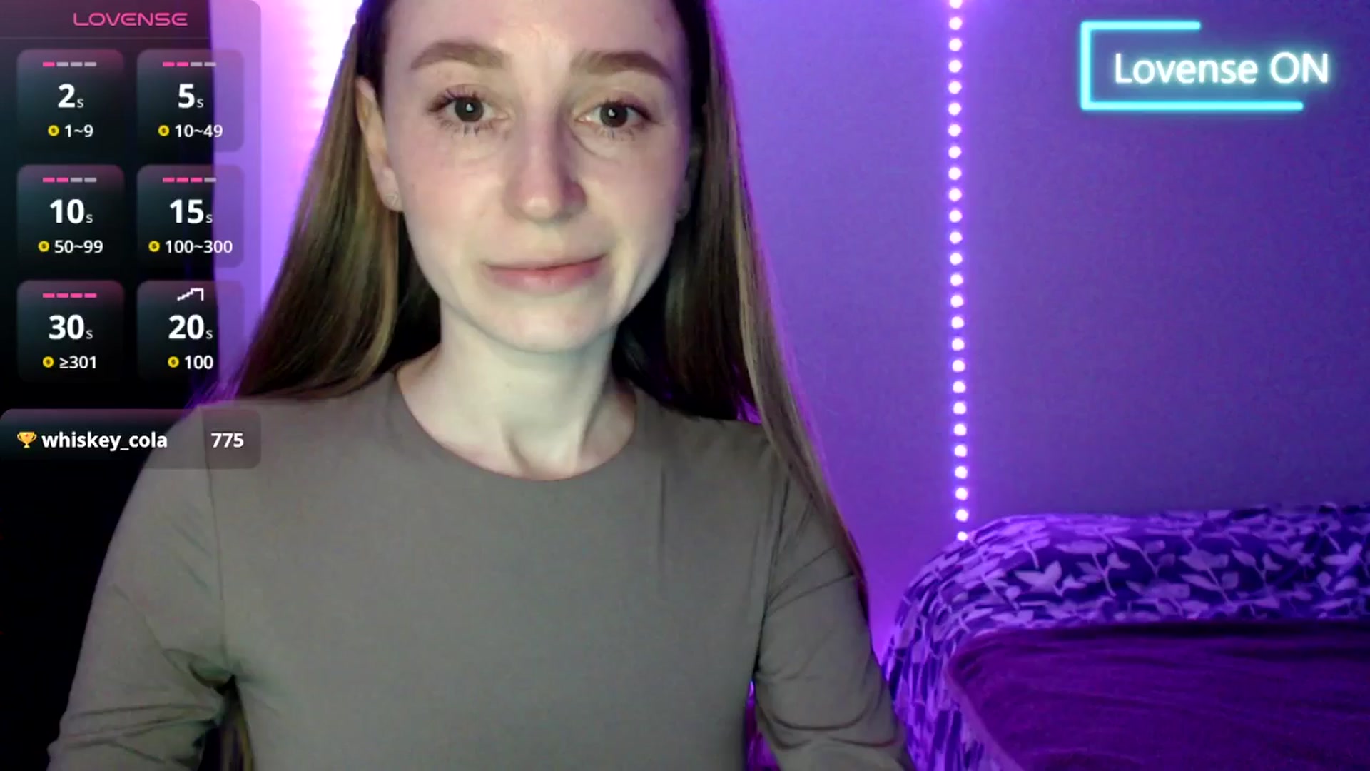 Gallery image thumbnail from PetitAnge_'s myfreecams stream on, 04/12/2025, 17:40 image 10 of 20