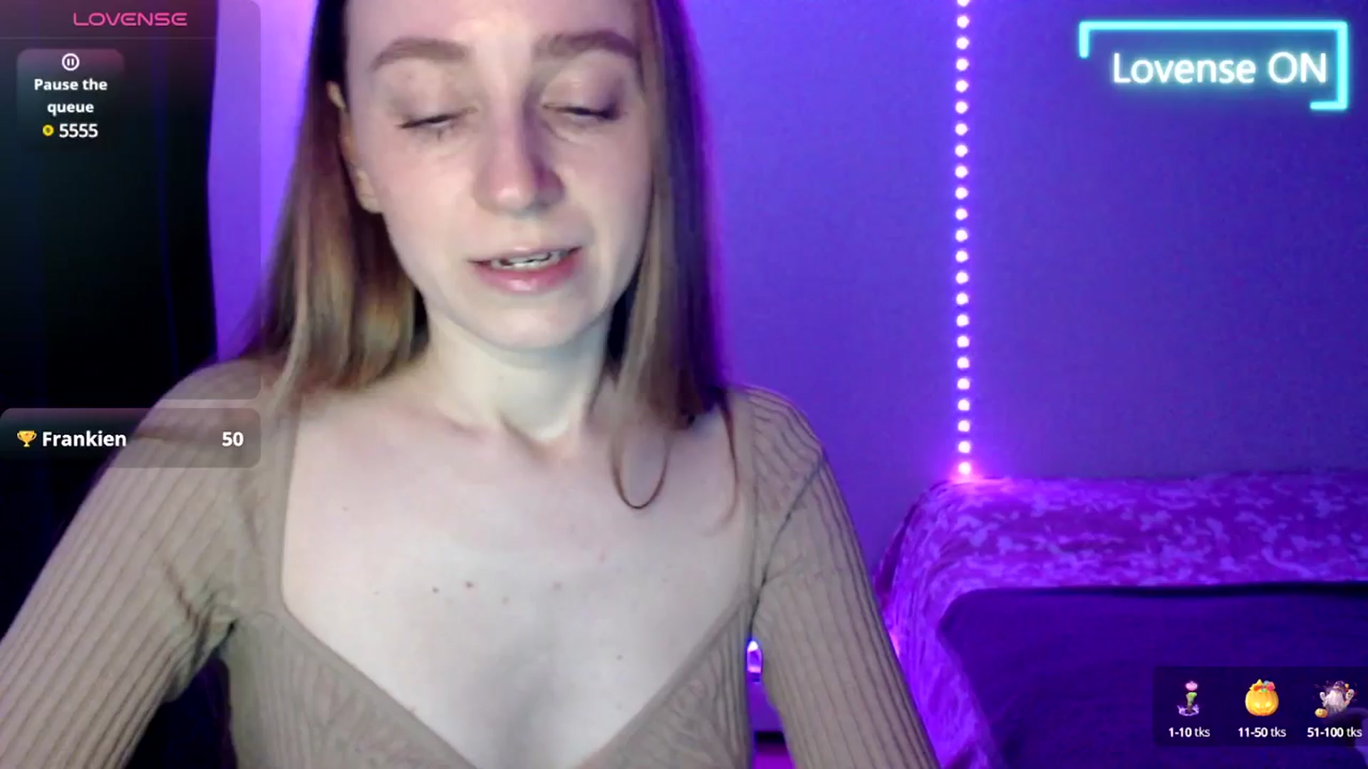 Gallery image thumbnail from PetitAnge_'s myfreecams stream on, 04/20/2025, 17:49 image 8 of 20
