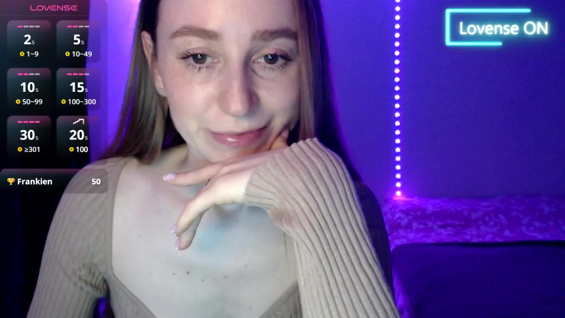 Gallery image thumbnail from PetitAnge_'s myfreecams stream on, 04/20/2025, 17:49 image 16 of 20