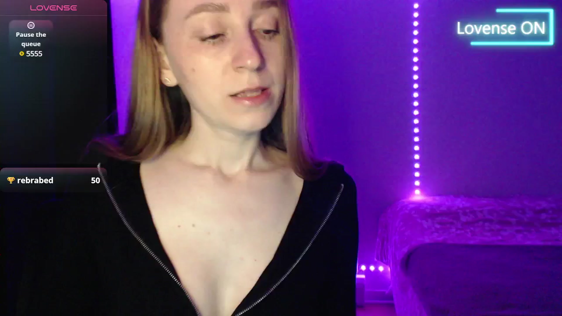Gallery image thumbnail from PetitAnge_'s myfreecams stream on, 05/19/2025, 24:28 image 10 of 20