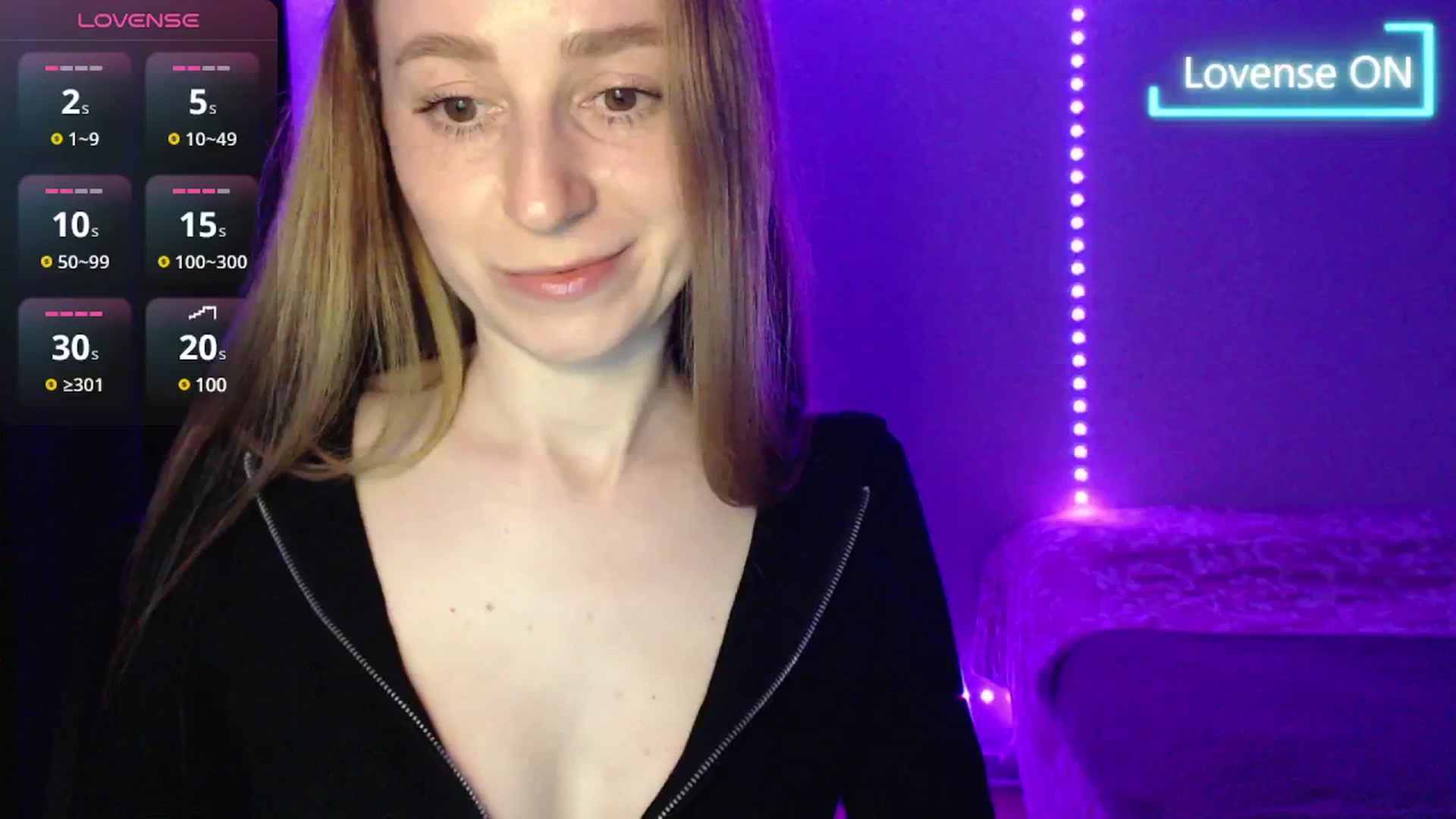 Gallery image thumbnail from PetitAnge_'s myfreecams stream on, 05/19/2025, 24:28 image 4 of 20