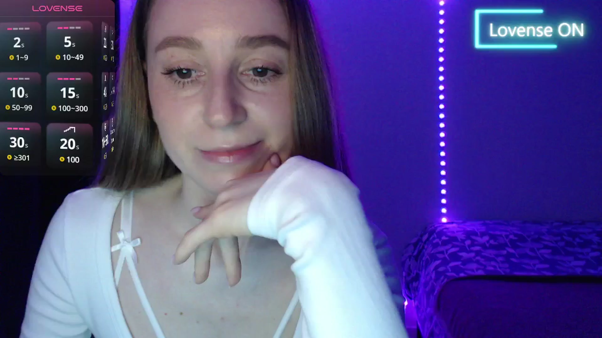 Gallery image thumbnail from PetitAnge_'s myfreecams stream on, 06/04/2025, 15:50 image 14 of 20