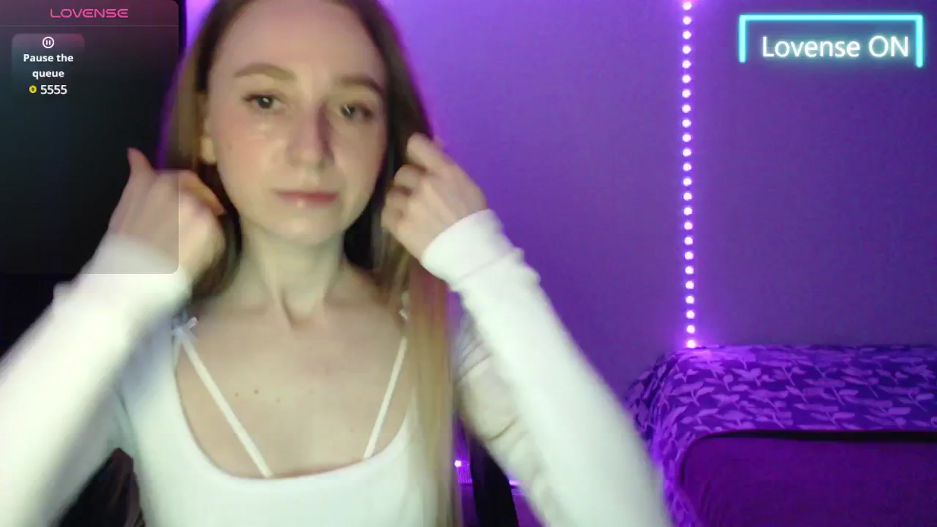 Gallery image thumbnail from PetitAnge_'s myfreecams stream on, 06/04/2025, 15:50 image 4 of 20
