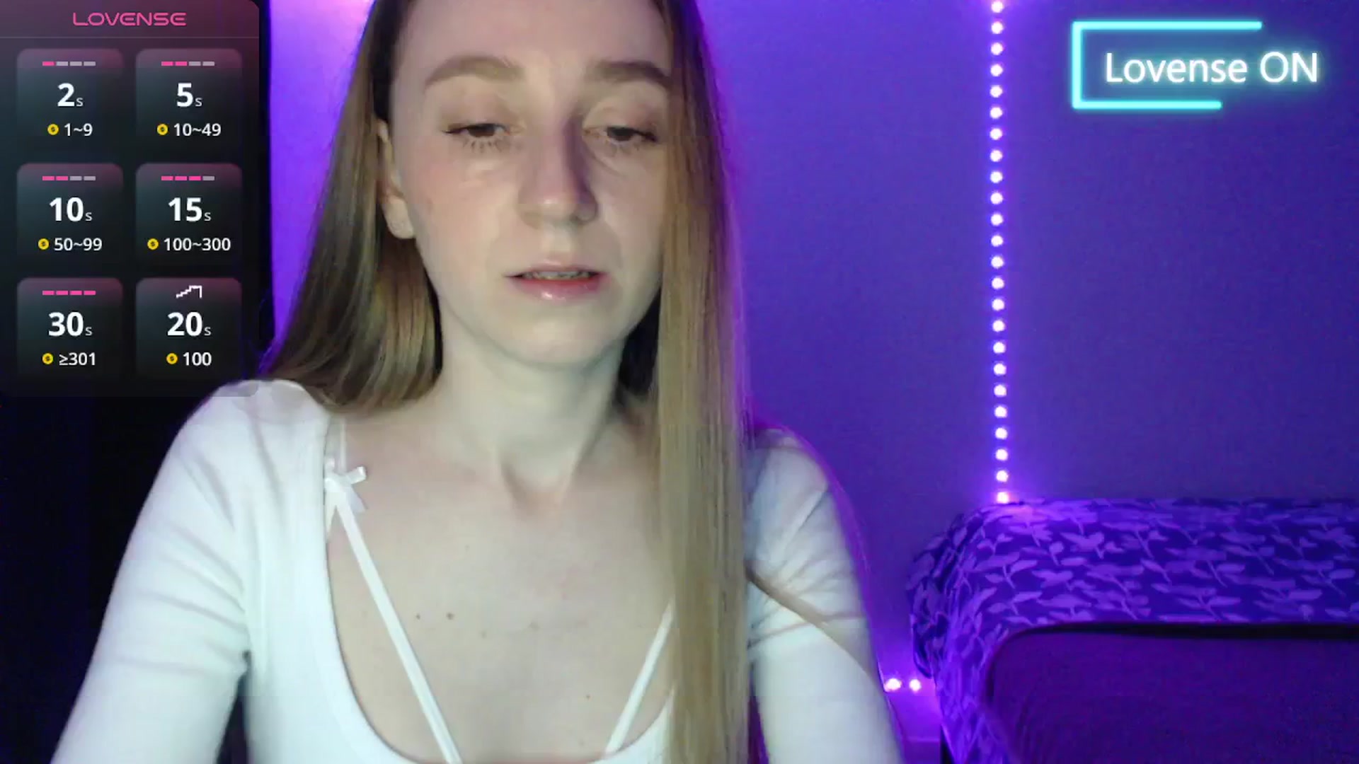 Gallery image thumbnail from PetitAnge_'s myfreecams stream on, 06/04/2025, 15:50 image 5 of 20