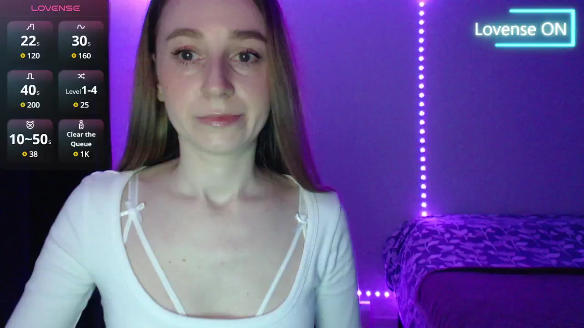 Gallery image thumbnail from PetitAnge_'s myfreecams stream on, 06/04/2025, 15:50 image 16 of 20