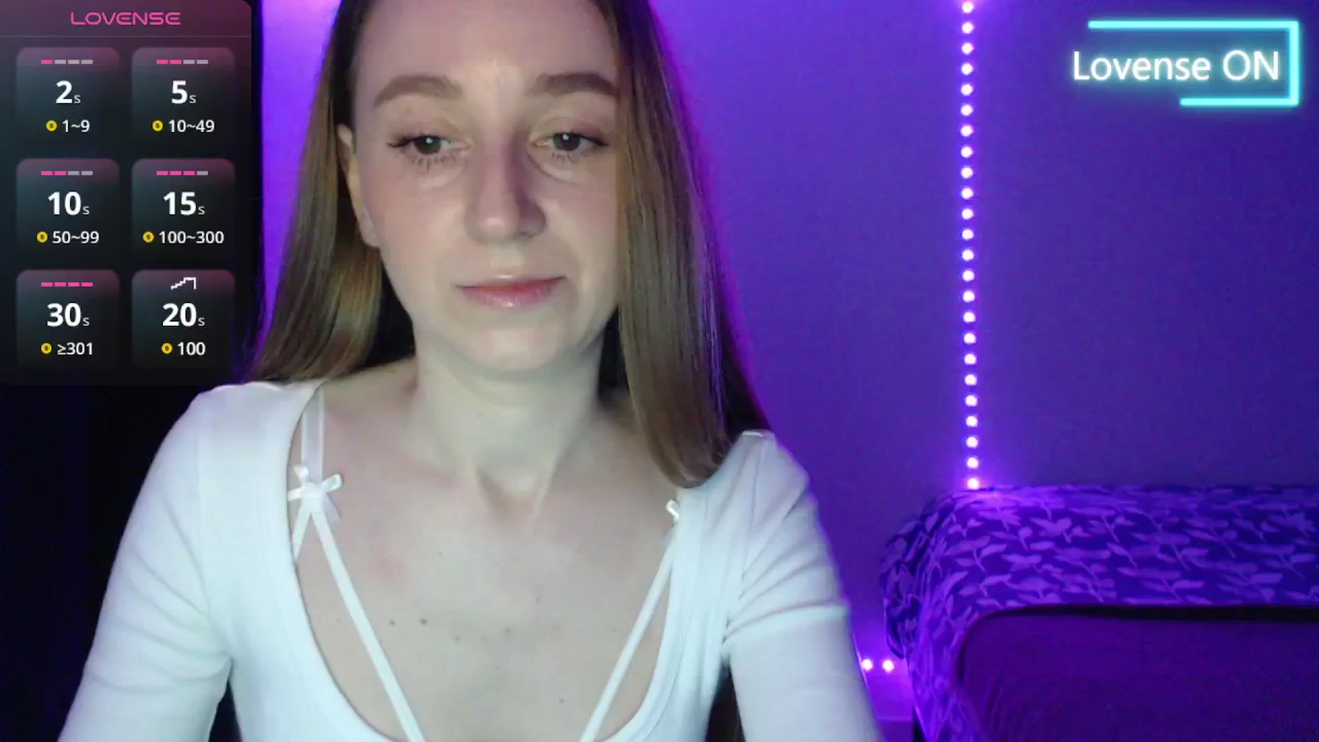 Gallery image thumbnail from PetitAnge_'s myfreecams stream on, 06/04/2025, 15:50 image 12 of 20