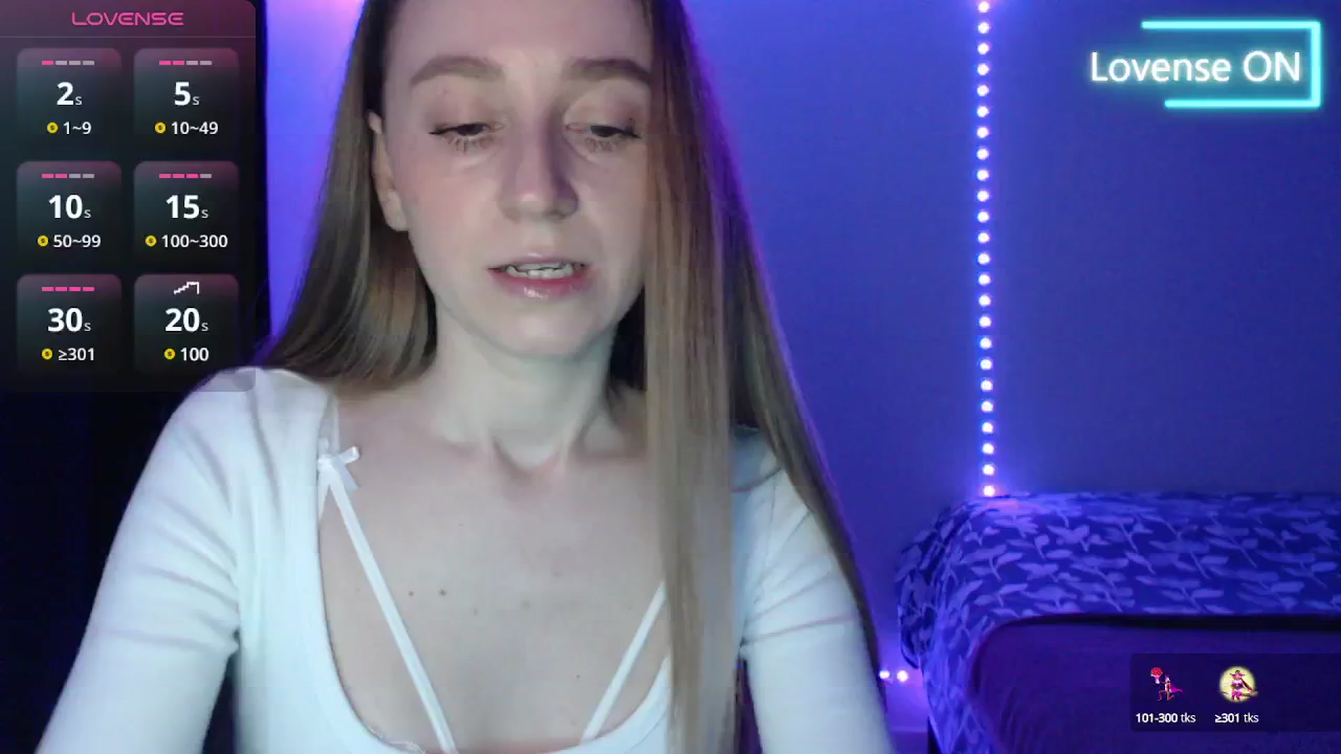 Gallery image thumbnail from PetitAnge_'s myfreecams stream on, 06/04/2025, 15:50 image 3 of 20