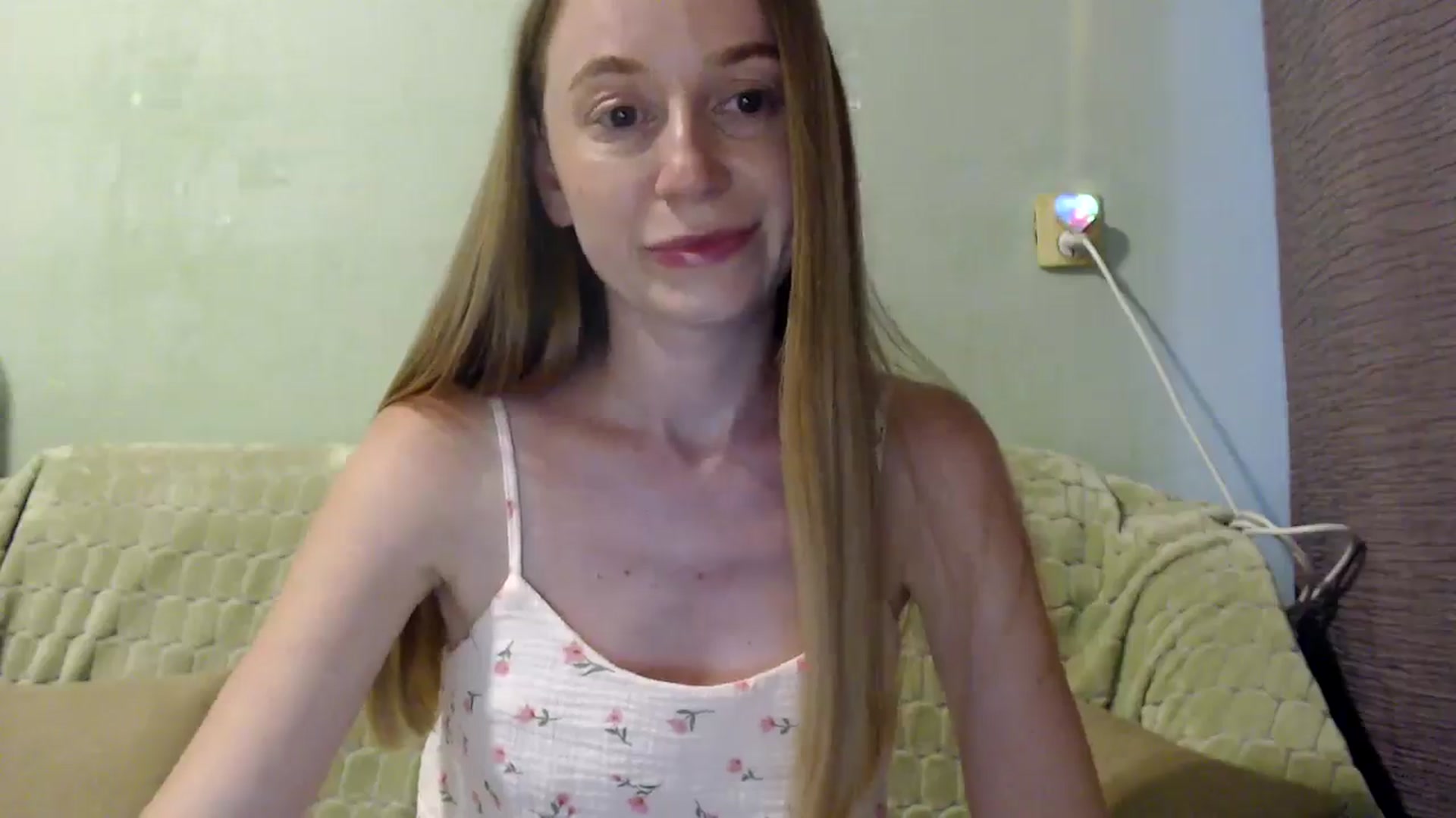 Gallery image thumbnail from PetitAnge_'s myfreecams stream on, 08/18/2025, 18:06 image 3 of 20
