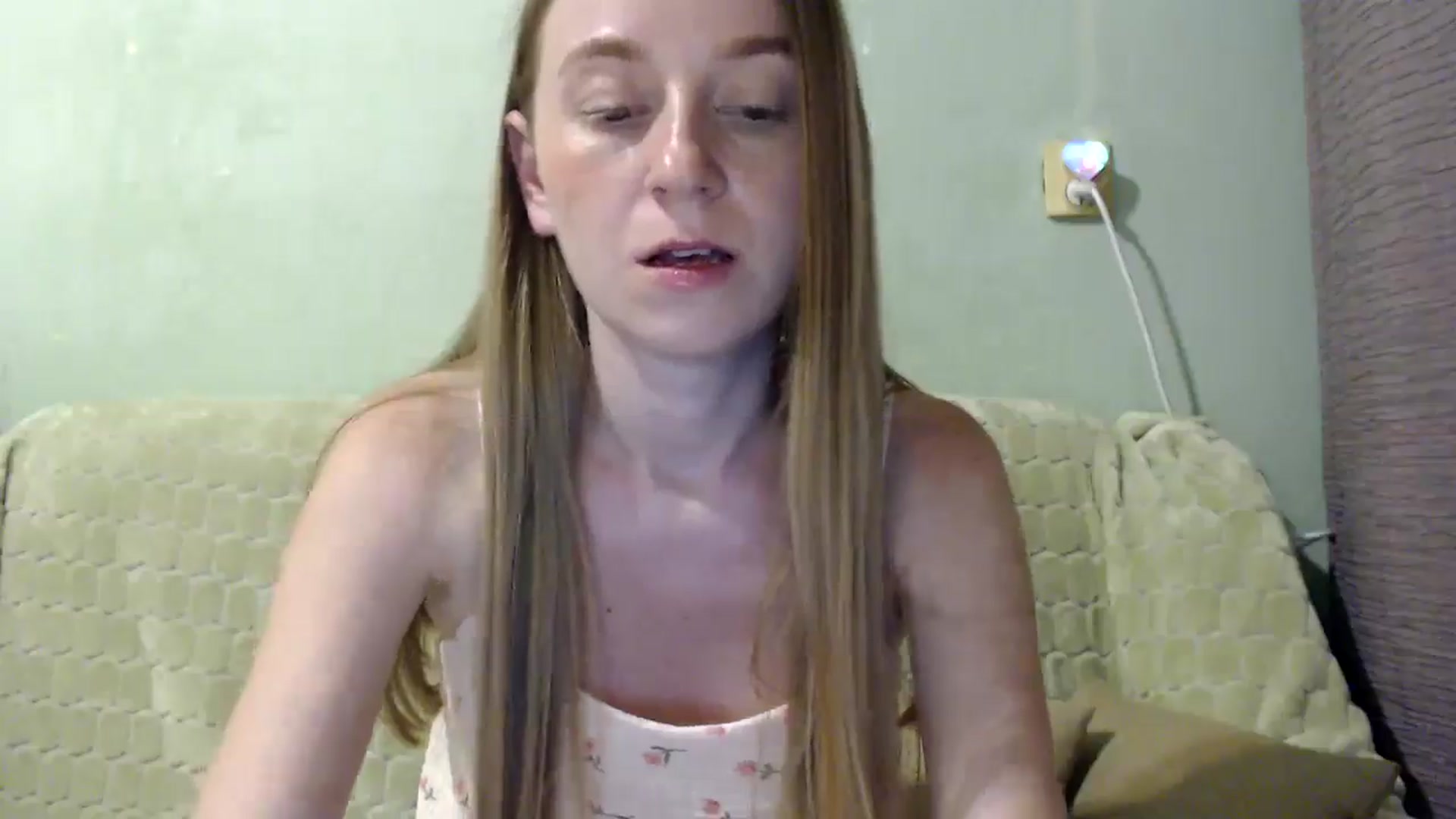 Gallery image thumbnail from PetitAnge_'s myfreecams stream on, 08/19/2025, 20:06 image 20 of 20