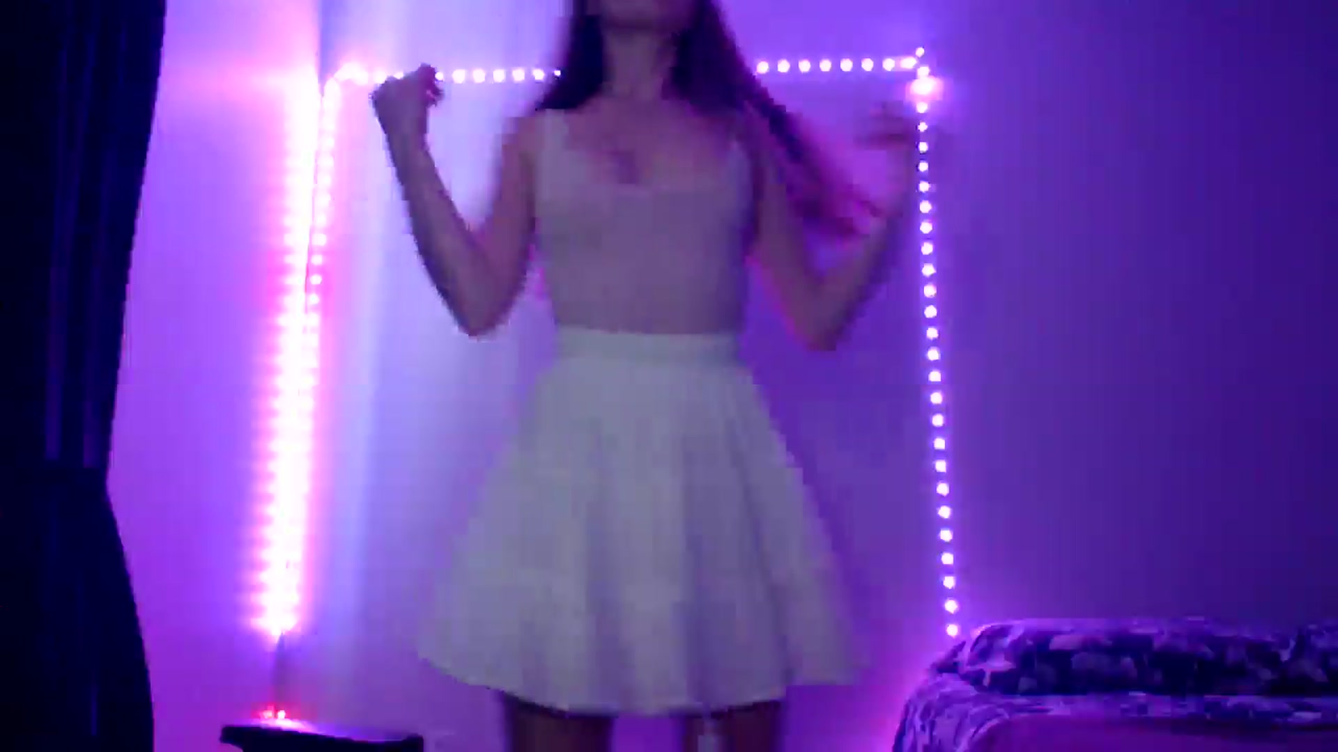 Gallery image thumbnail from PetitAnge_'s myfreecams stream on, 09/17/2025, 18:34 image 14 of 20