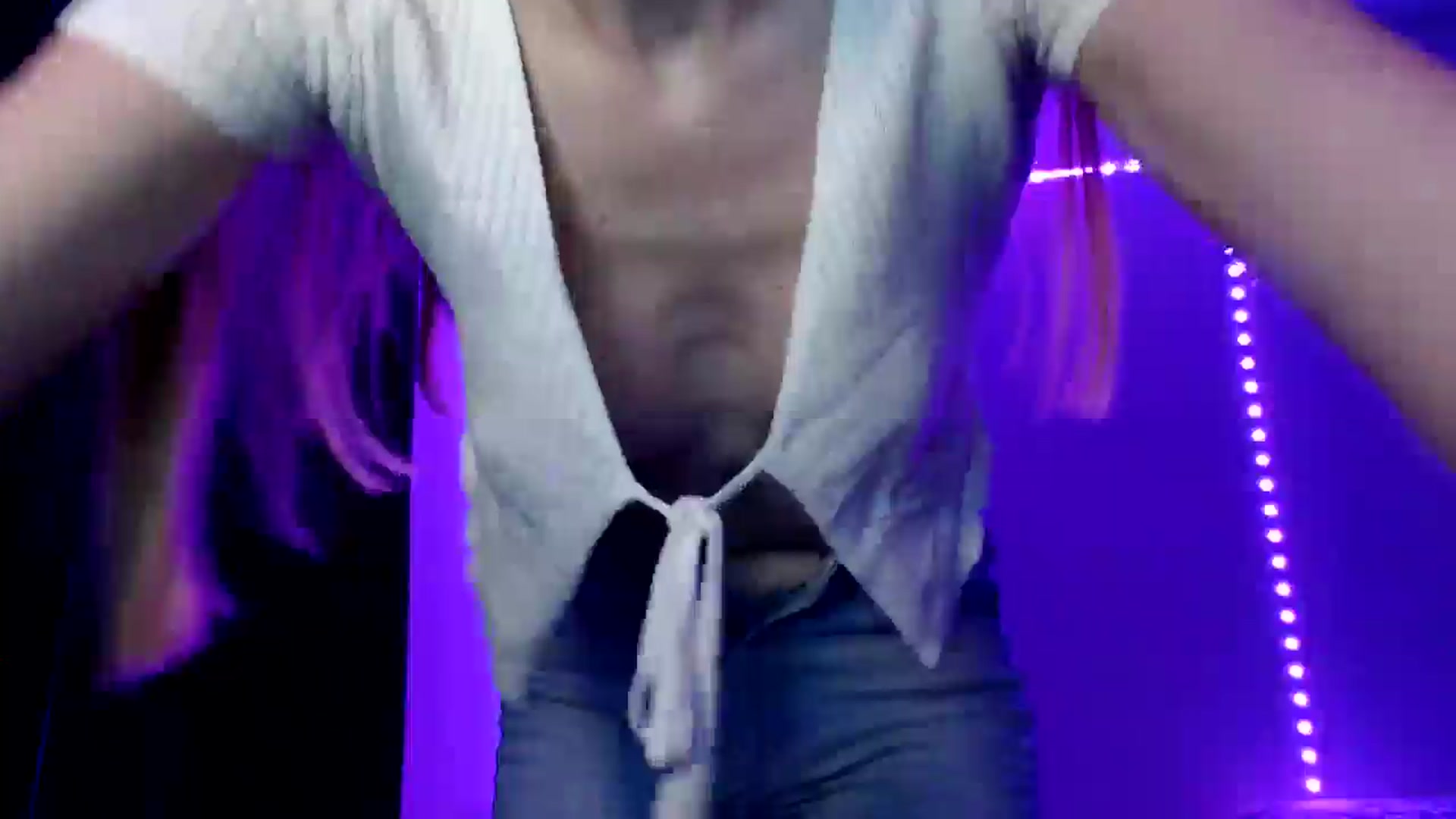 Gallery image thumbnail from PetitAnge_'s myfreecams stream on, 10/07/2025, 22:18 image 2 of 20