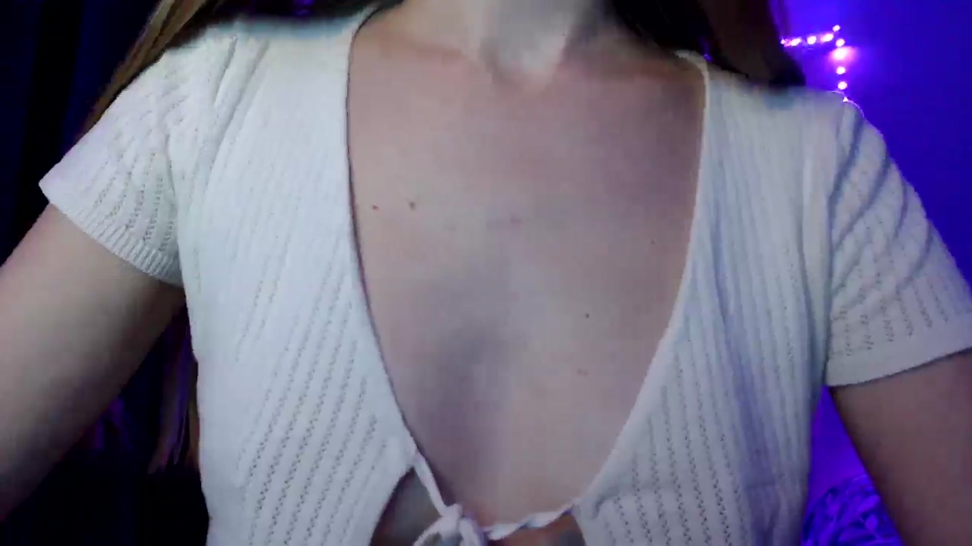 Gallery image thumbnail from PetitAnge_'s myfreecams stream on, 10/07/2025, 22:18 image 13 of 20