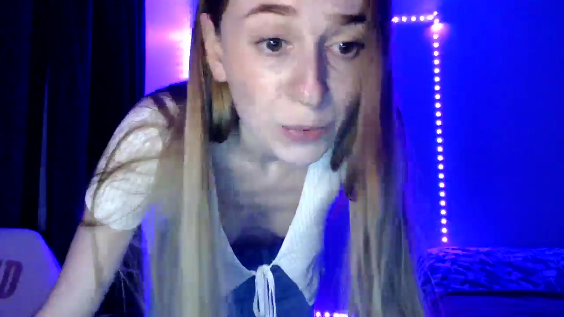 Gallery image thumbnail from PetitAnge_'s myfreecams stream on, 10/13/2025, 02:04 image 11 of 20