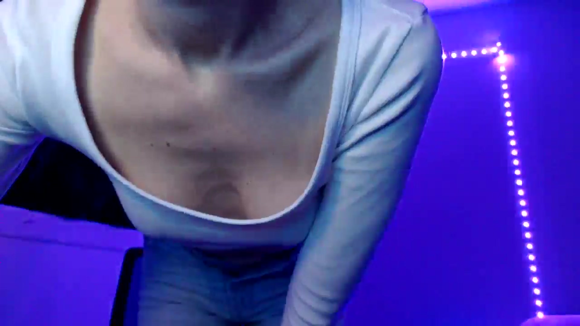Gallery image thumbnail from PetitAnge_'s myfreecams stream on, 10/23/2025, 22:35 image 10 of 20