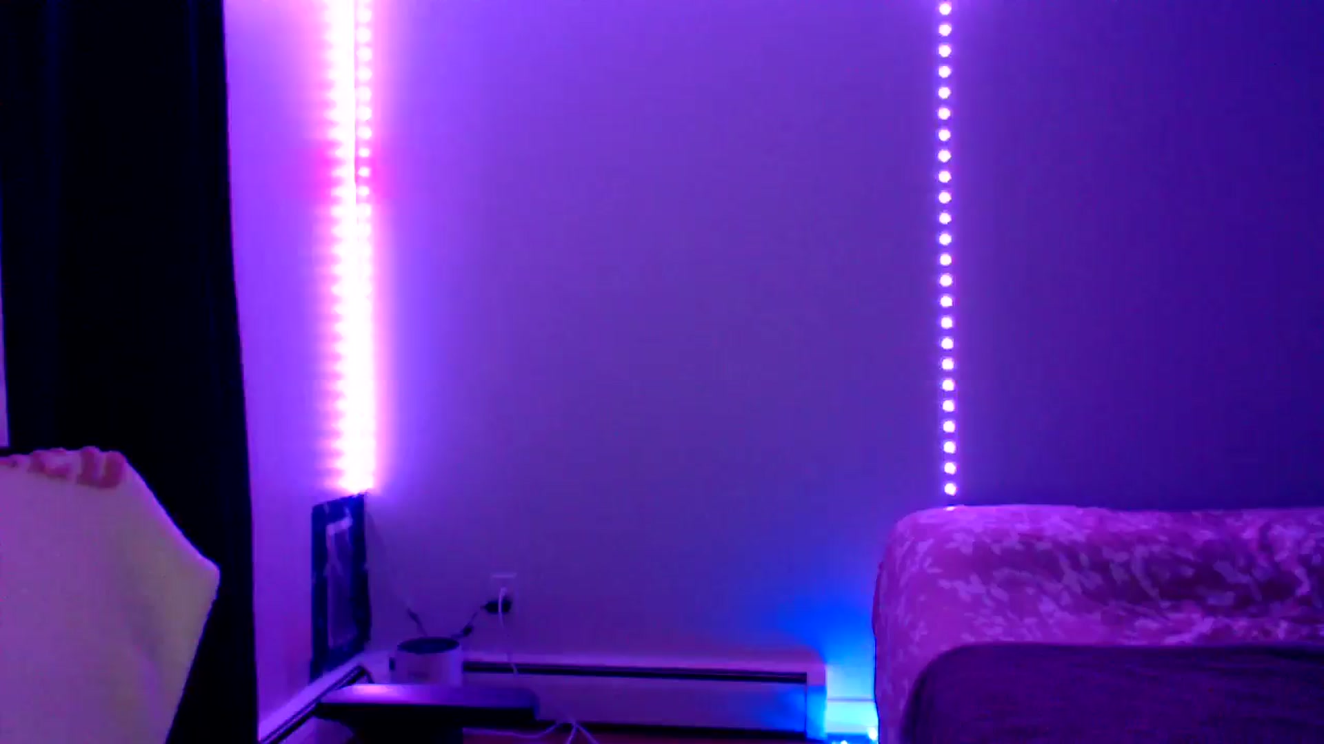 Gallery image thumbnail from PetitAnge_'s myfreecams stream on, 11/03/2025, 21:41 image 13 of 20