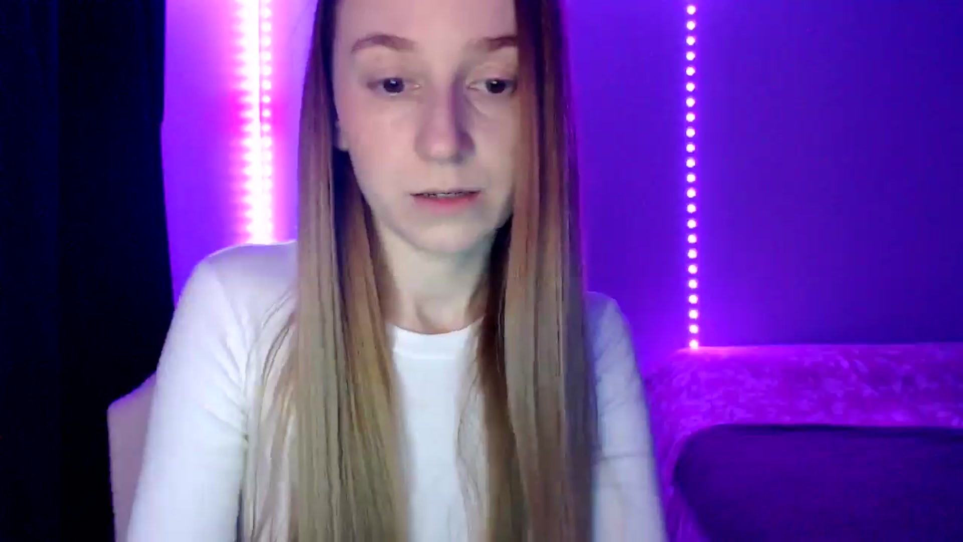Gallery image thumbnail from PetitAnge_'s myfreecams stream on, 11/07/2025, 18:06 image 2 of 20