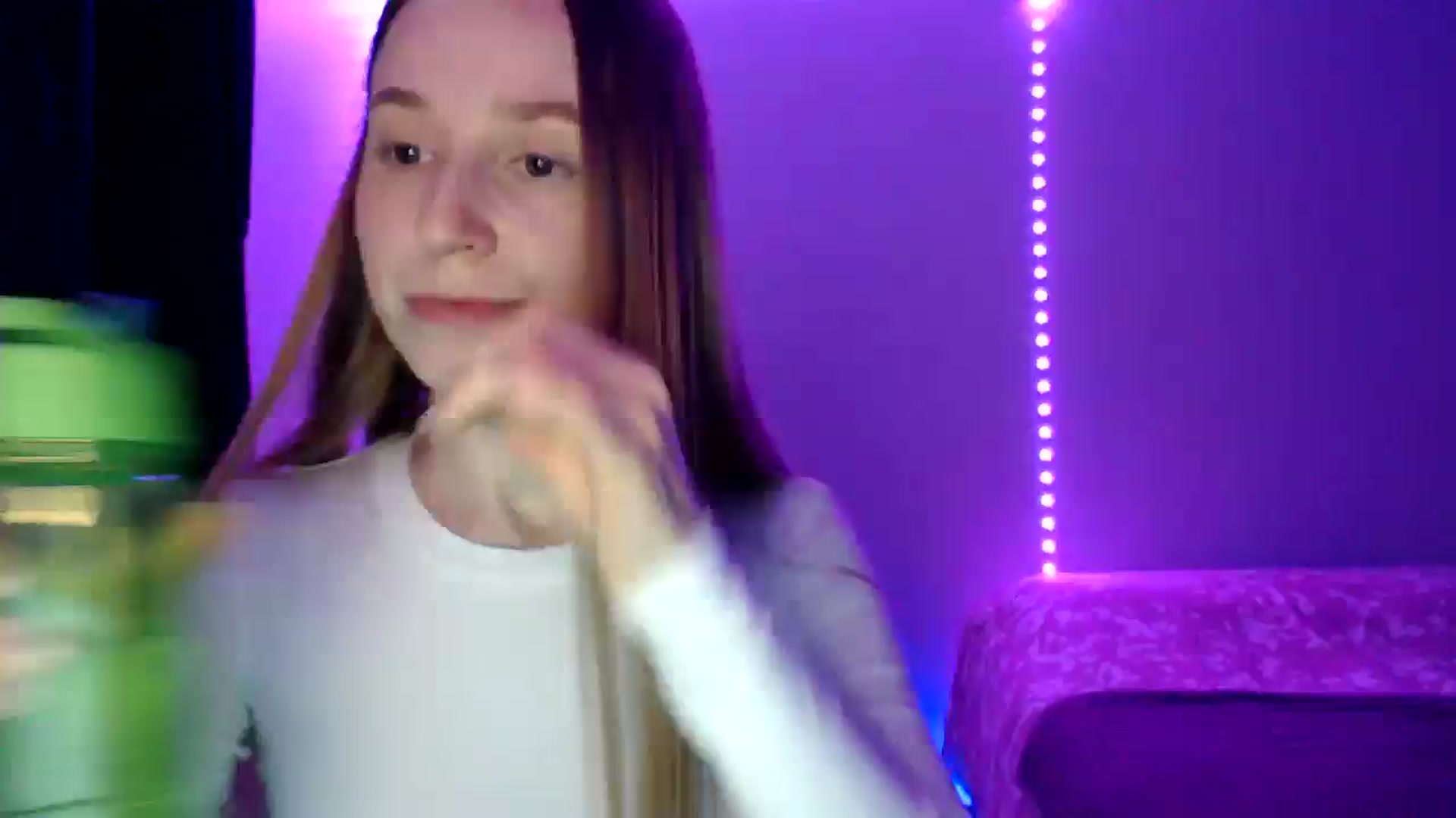 Gallery image thumbnail from PetitAnge_'s myfreecams stream on, 11/07/2025, 18:06 image 19 of 20