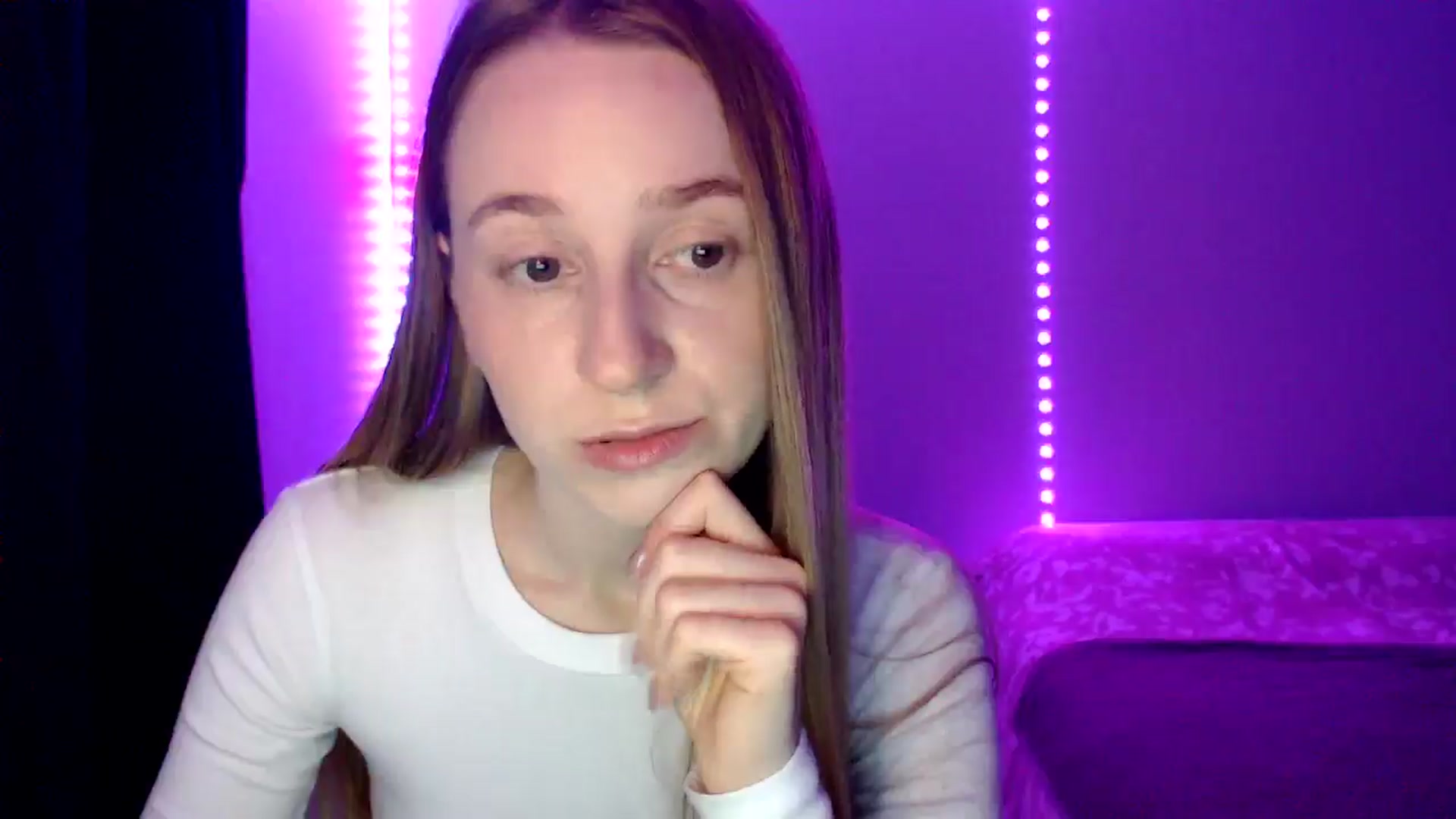 Gallery image thumbnail from PetitAnge_'s myfreecams stream on, 11/07/2025, 18:06 image 11 of 20