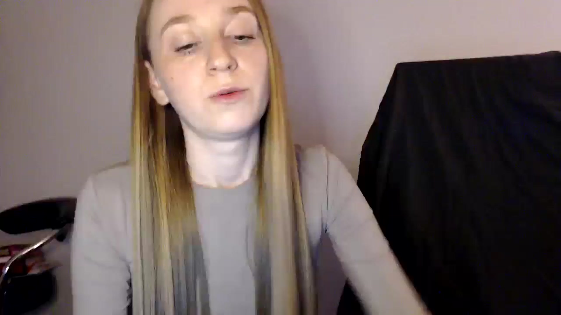 Gallery image thumbnail from PetitAnge_'s myfreecams stream on, 11/12/2025, 02:25 image 18 of 20