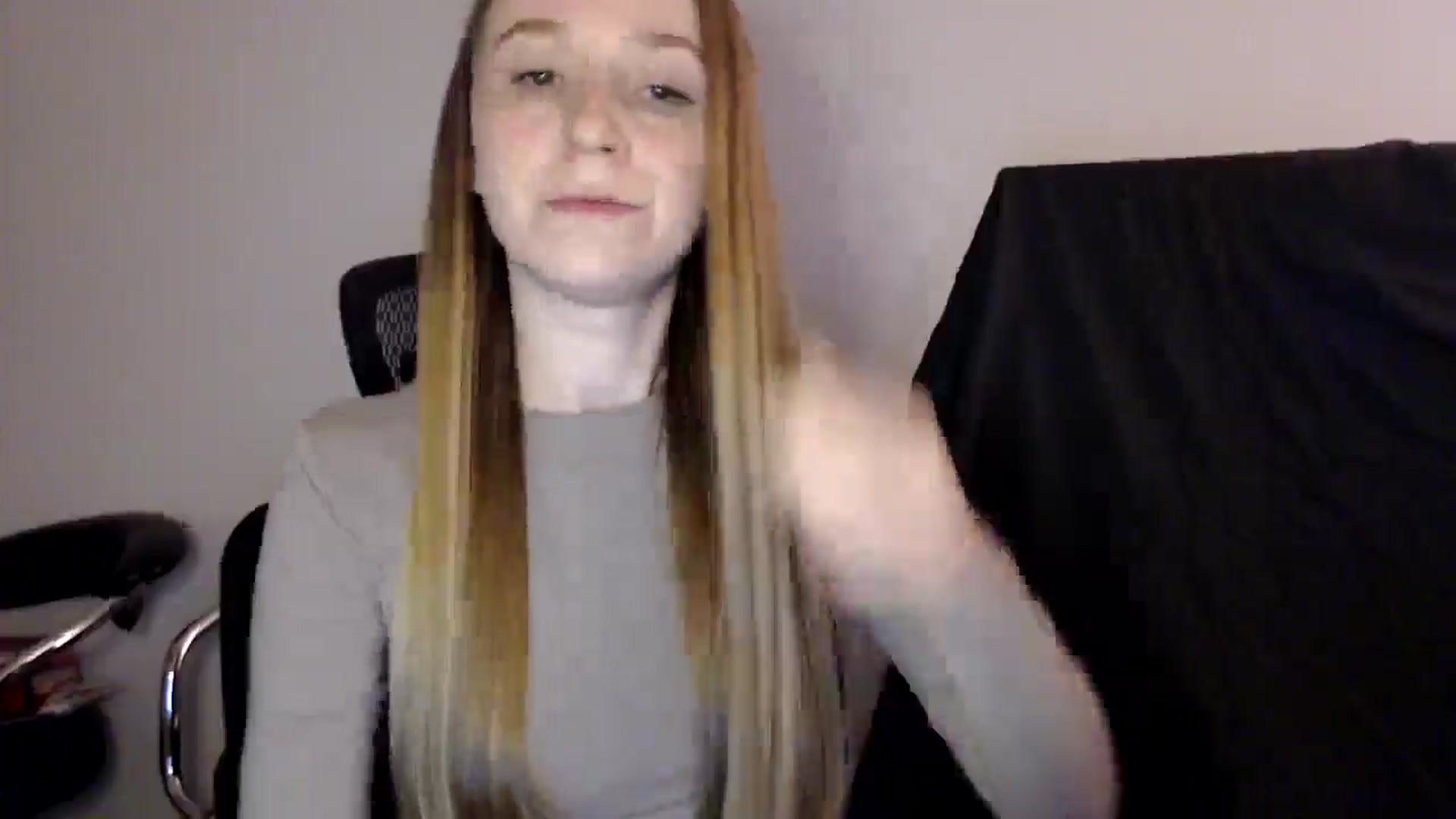 Gallery image thumbnail from PetitAnge_'s myfreecams stream on, 11/12/2025, 02:25 image 7 of 20
