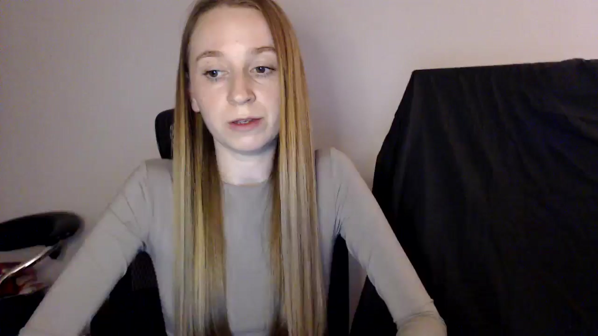 Gallery image thumbnail from PetitAnge_'s myfreecams stream on, 11/12/2025, 02:25 image 9 of 20