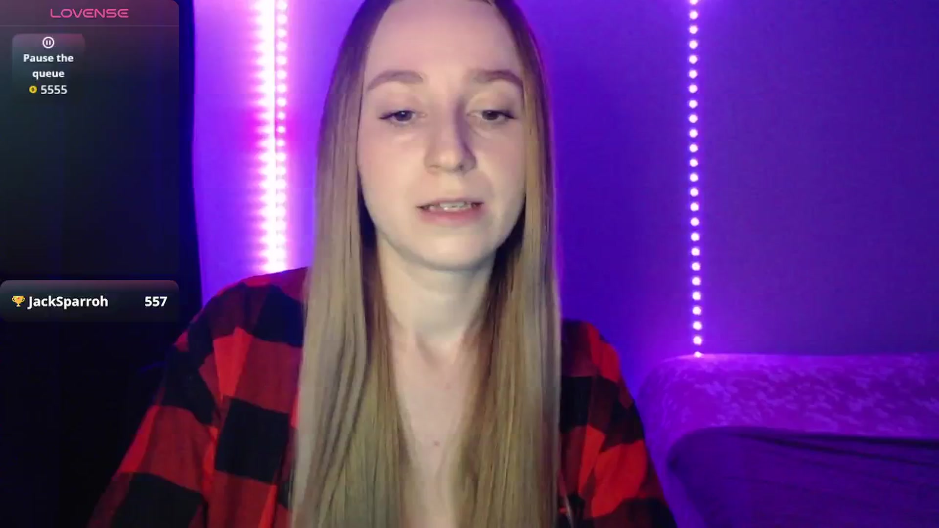 Gallery image thumbnail from PetitAnge_'s myfreecams stream on, 11/12/2025, 22:19 image 8 of 20