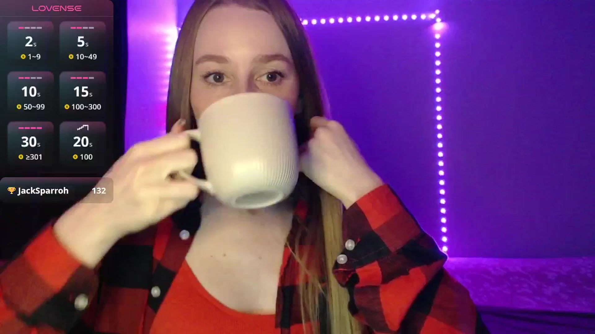 Gallery image thumbnail from PetitAnge_'s myfreecams stream on, 11/12/2025, 22:19 image 1 of 20