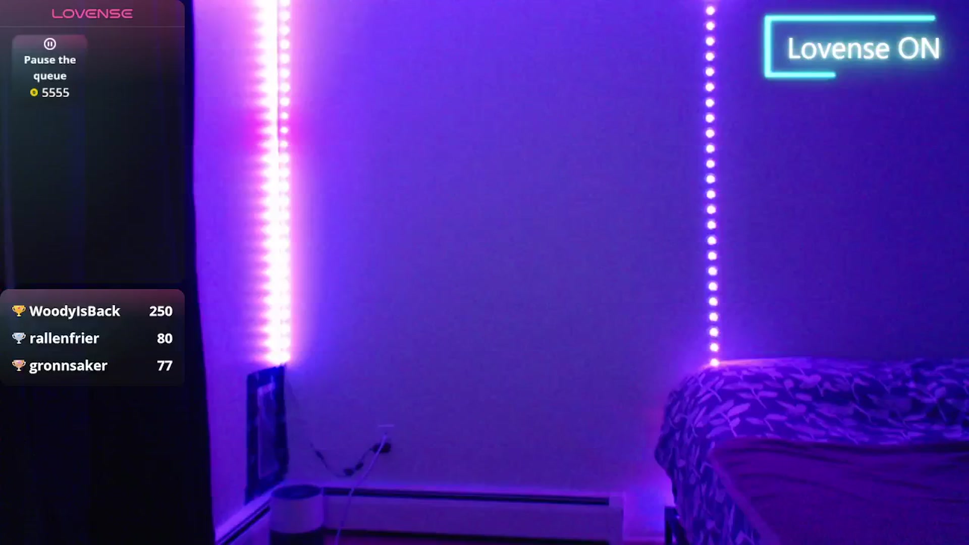 Gallery image thumbnail from PetitAnge_'s myfreecams stream on, 11/26/2025, 21:49 image 9 of 20