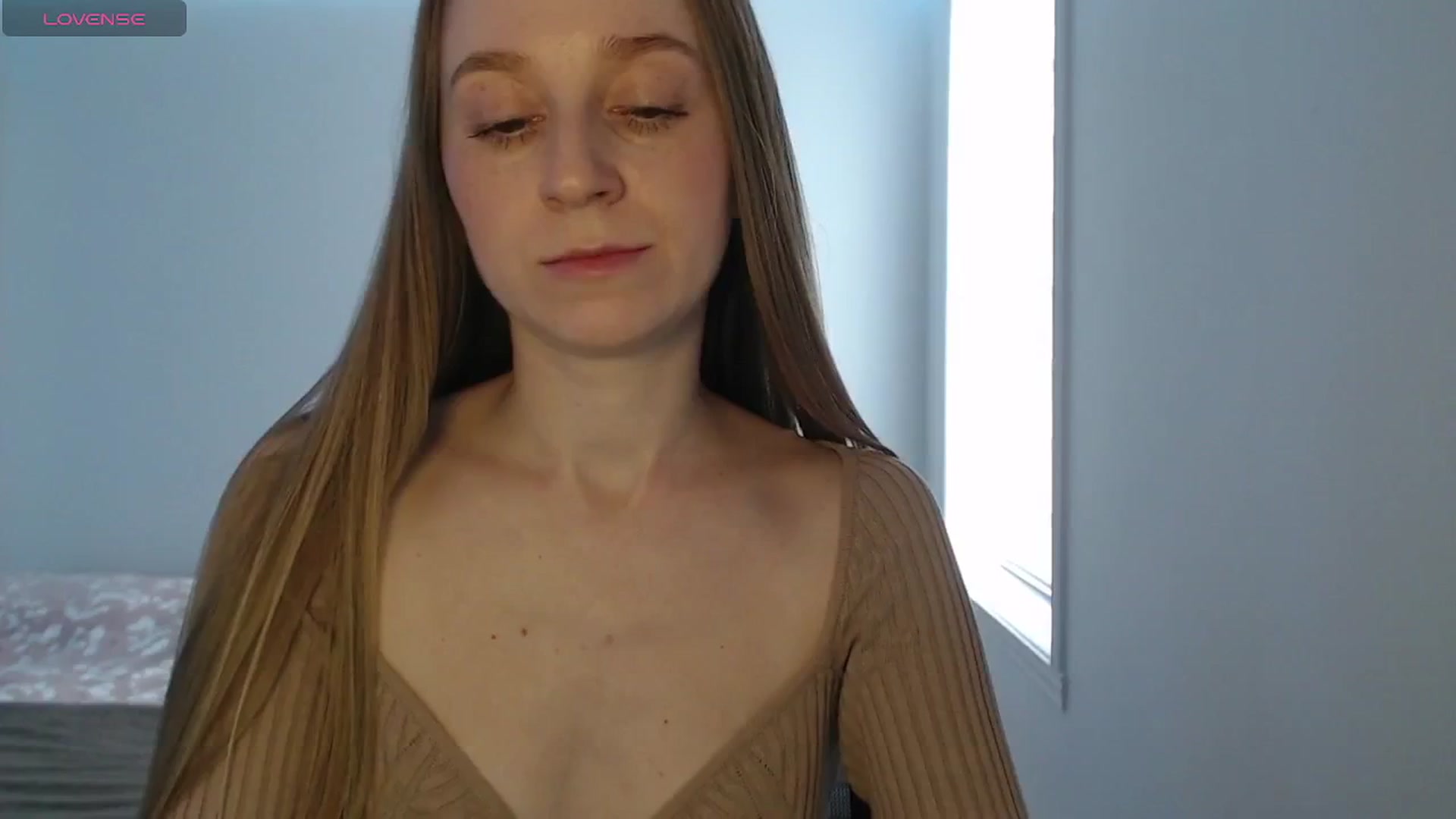 Gallery image thumbnail from PetitAnge_'s myfreecams stream on, 12/20/2025, 20:09 image 6 of 20