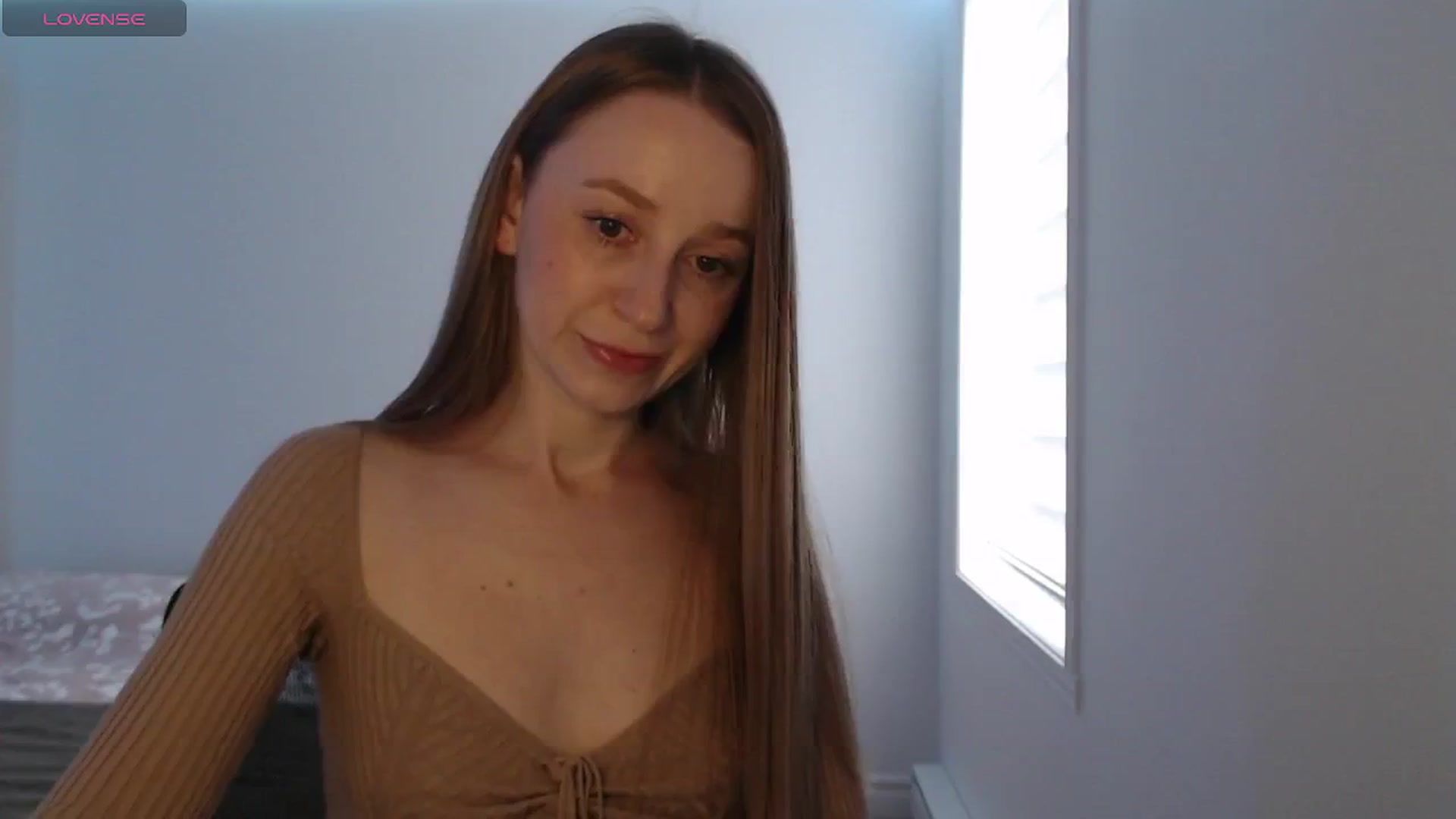 Gallery image thumbnail from PetitAnge_'s myfreecams stream on, 12/20/2025, 20:09 image 15 of 20