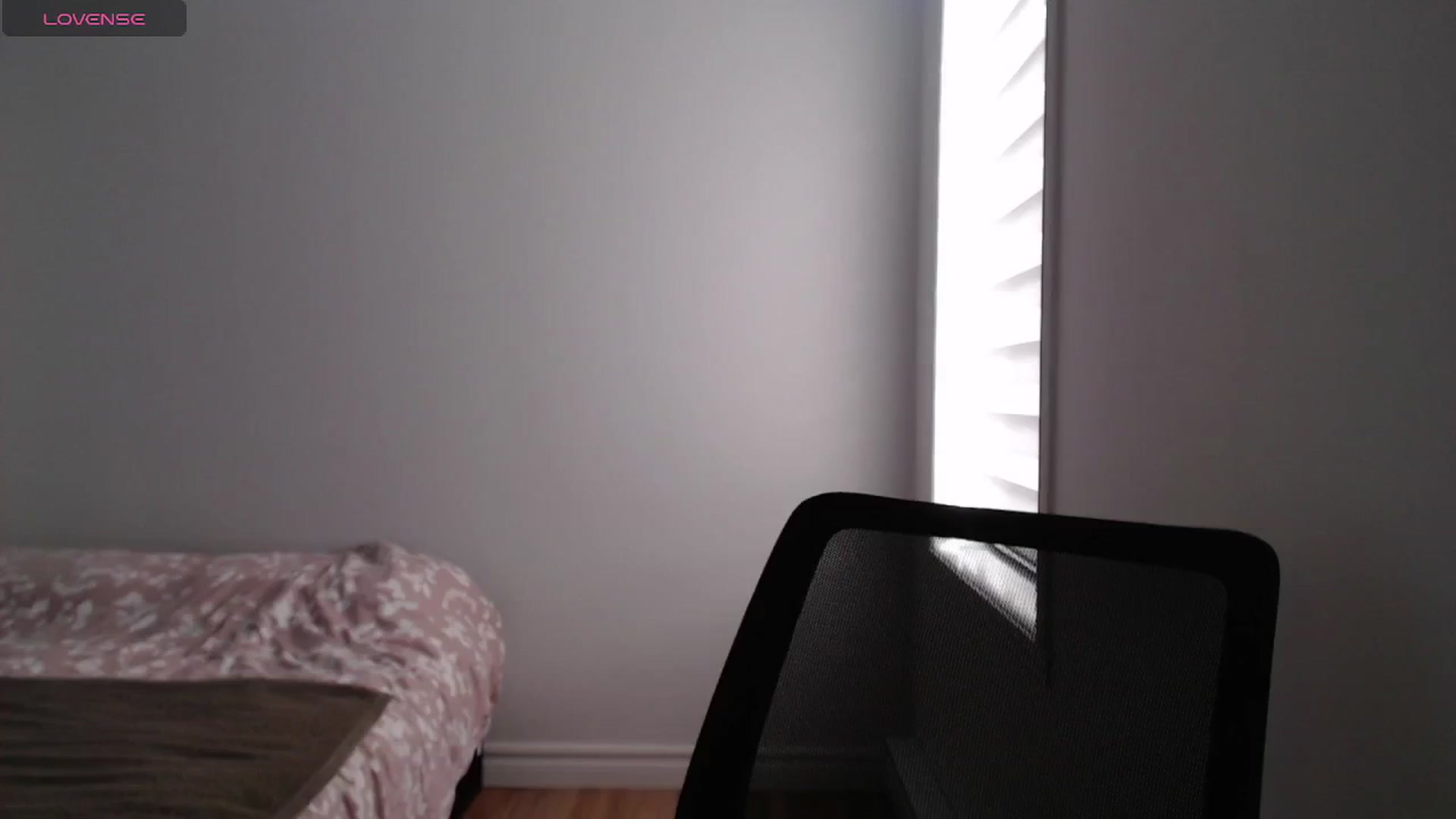 Gallery image thumbnail from PetitAnge_'s myfreecams stream on, 12/20/2025, 20:09 image 2 of 20