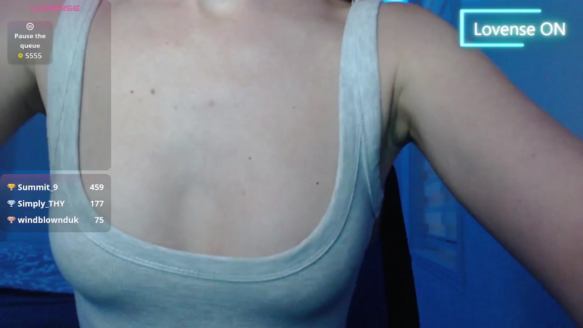 Gallery image thumbnail from PetitAnge_'s myfreecams stream on, 12/23/2025, 24:02 image 2 of 20