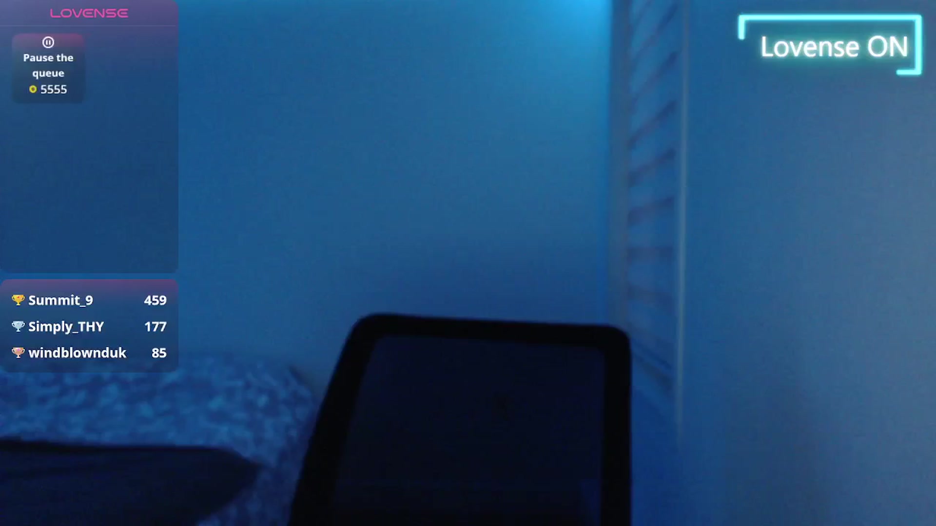 Gallery image thumbnail from PetitAnge_'s myfreecams stream on, 12/23/2025, 24:02 image 6 of 20