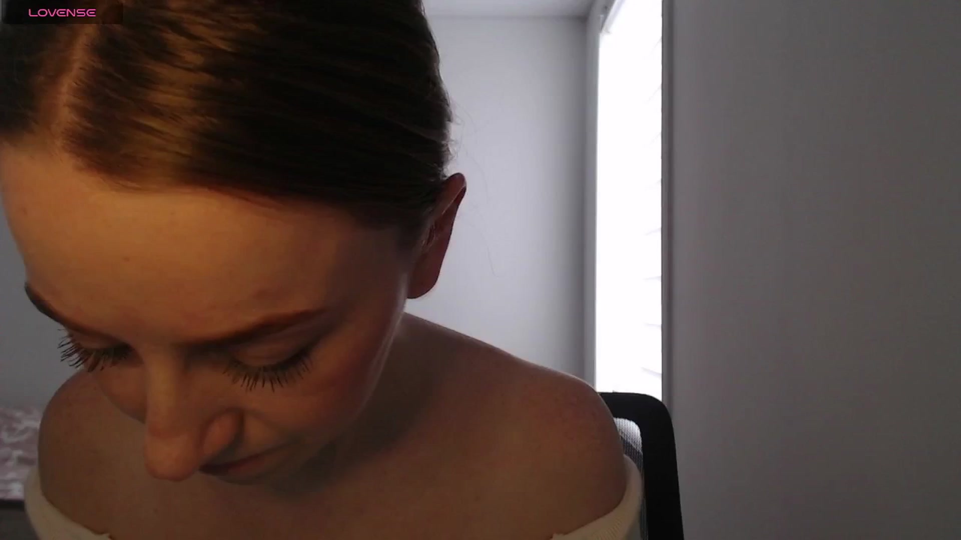 Gallery image thumbnail from PetitAnge_'s myfreecams stream on, 12/31/2025, 17:40 image 1 of 20