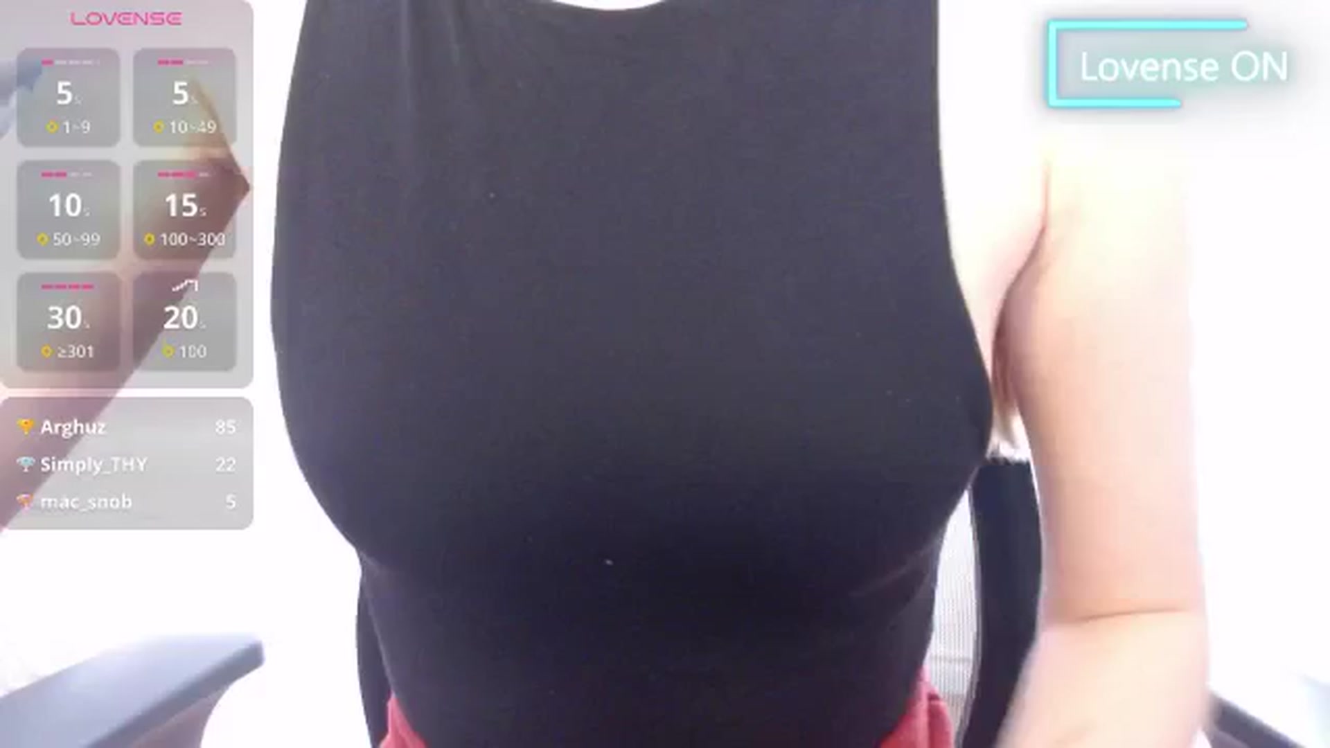 Gallery image thumbnail from PetitAnge_'s myfreecams stream on, 01/01/2026, 19:01 image 17 of 20