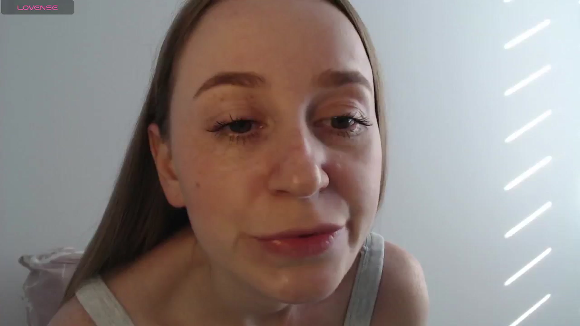 Gallery image thumbnail from PetitAnge_'s myfreecams stream on, 01/02/2026, 17:49 image 13 of 20