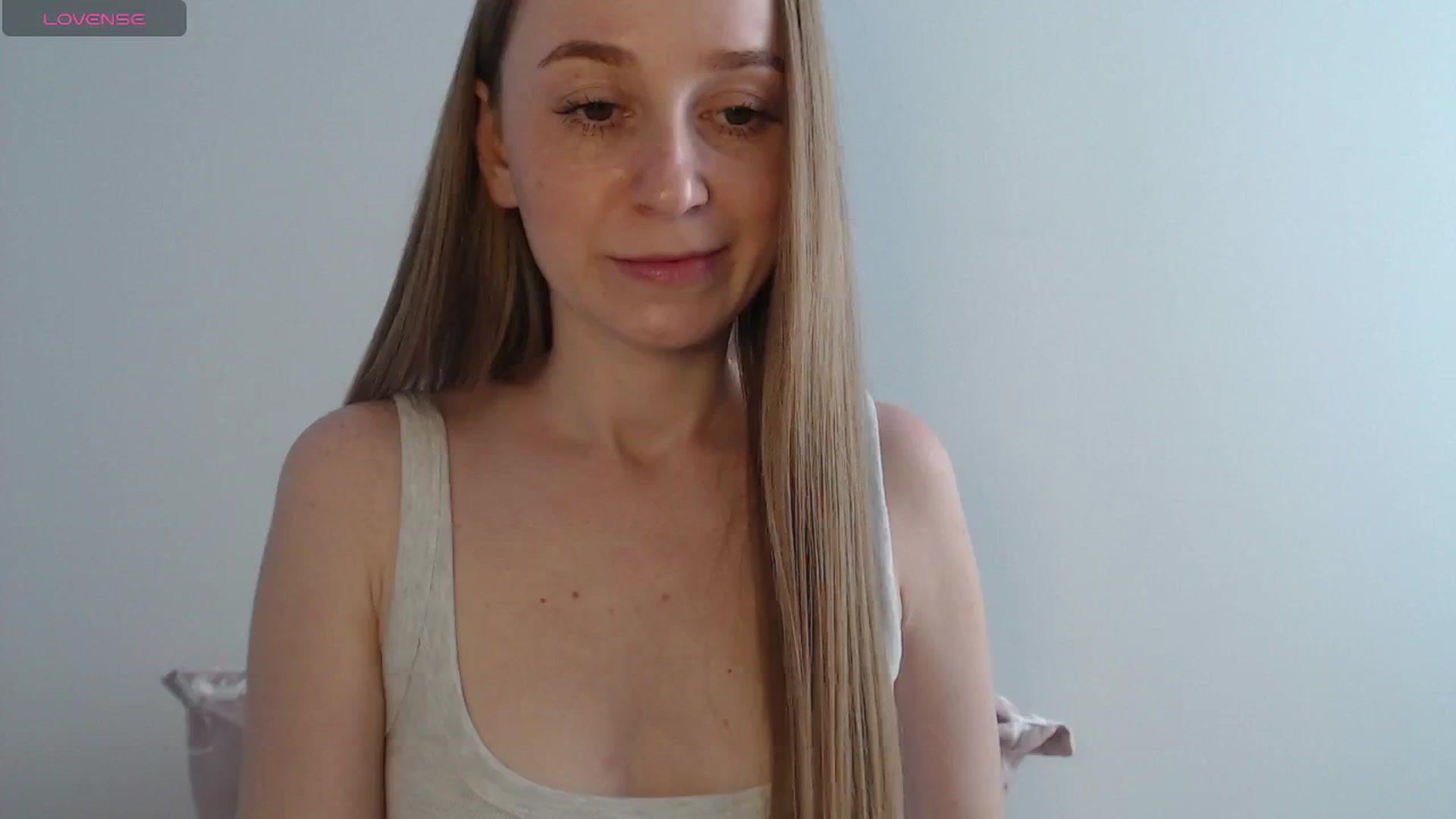 Gallery image thumbnail from PetitAnge_'s myfreecams stream on, 01/02/2026, 18:47 image 20 of 20