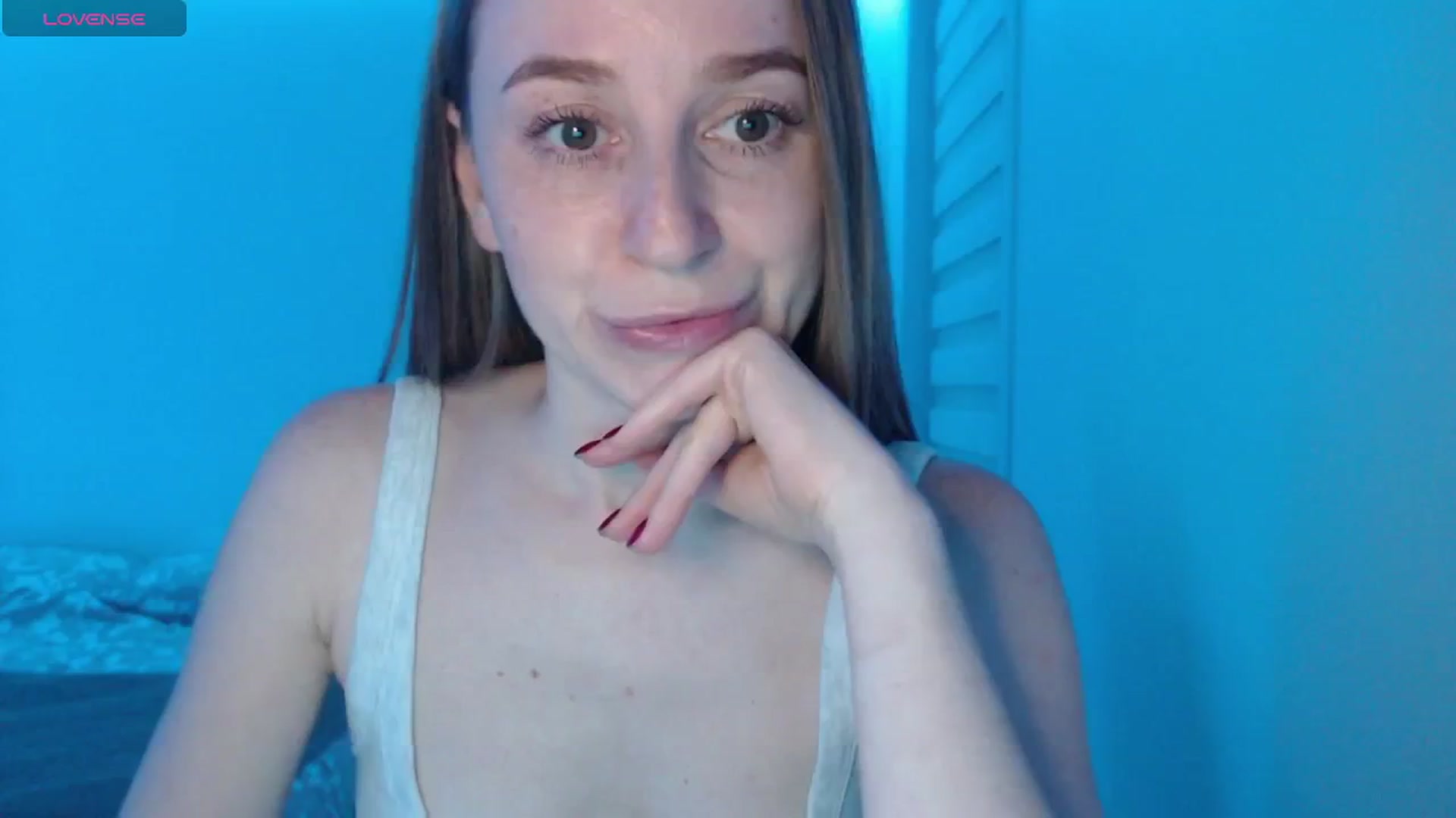 Gallery image thumbnail from PetitAnge_'s myfreecams stream on, 01/02/2026, 23:59 image 6 of 20