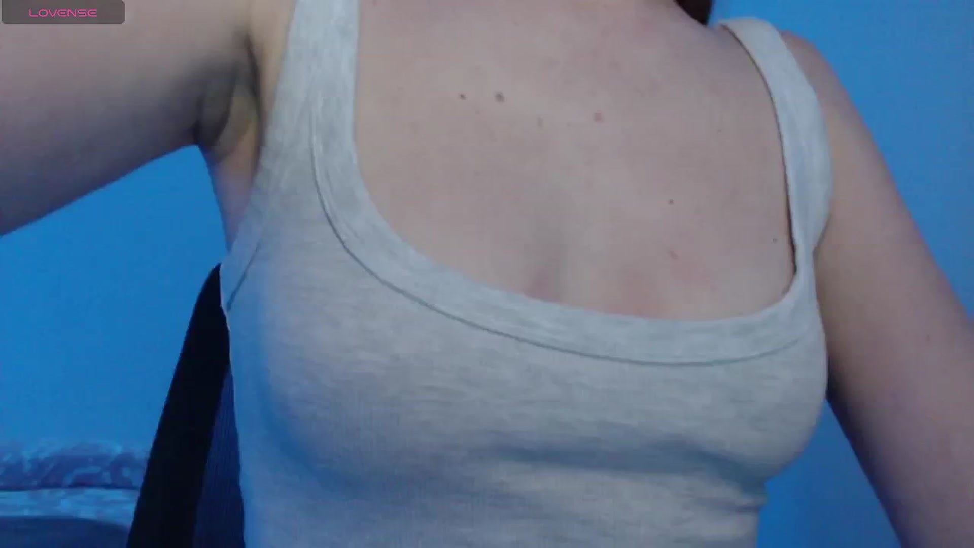 Gallery image thumbnail from PetitAnge_'s myfreecams stream on, 01/02/2026, 23:59 image 14 of 20