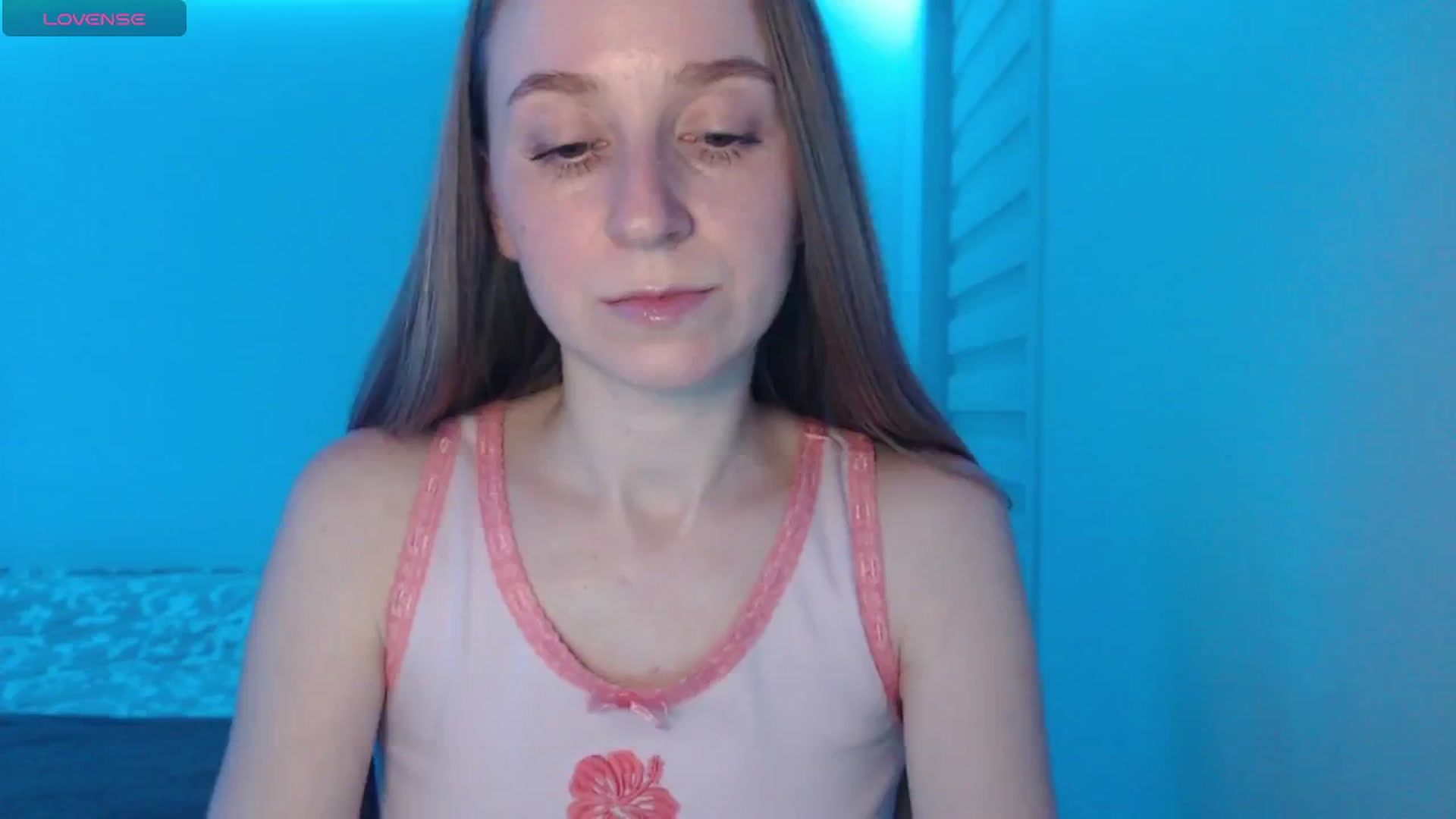 Gallery image thumbnail from PetitAnge_'s myfreecams stream on, 01/14/2026, 01:43 image 3 of 20