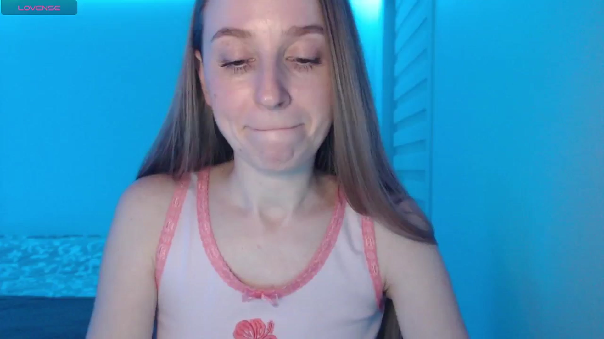 Gallery image thumbnail from PetitAnge_'s myfreecams stream on, 01/14/2026, 01:43 image 11 of 20