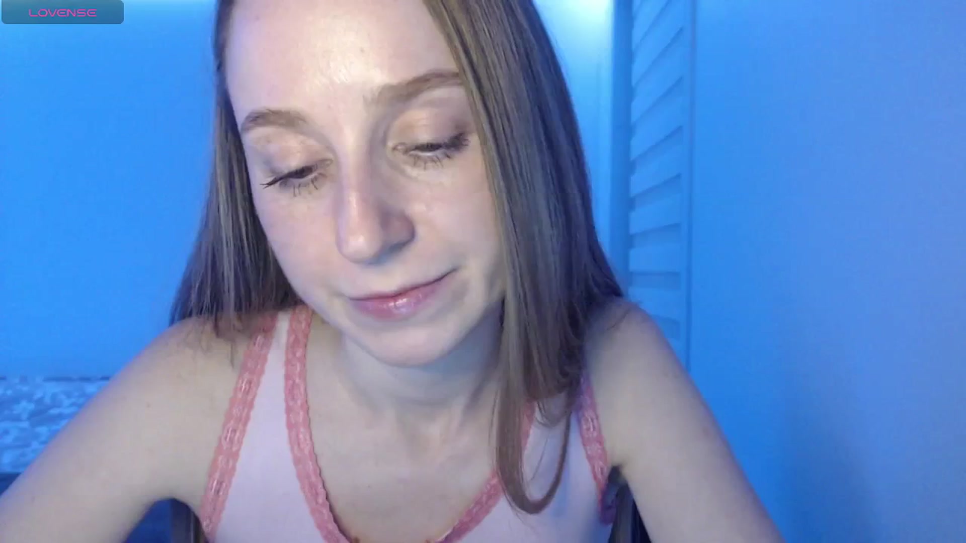 Gallery image thumbnail from PetitAnge_'s myfreecams stream on, 01/14/2026, 01:43 image 10 of 20