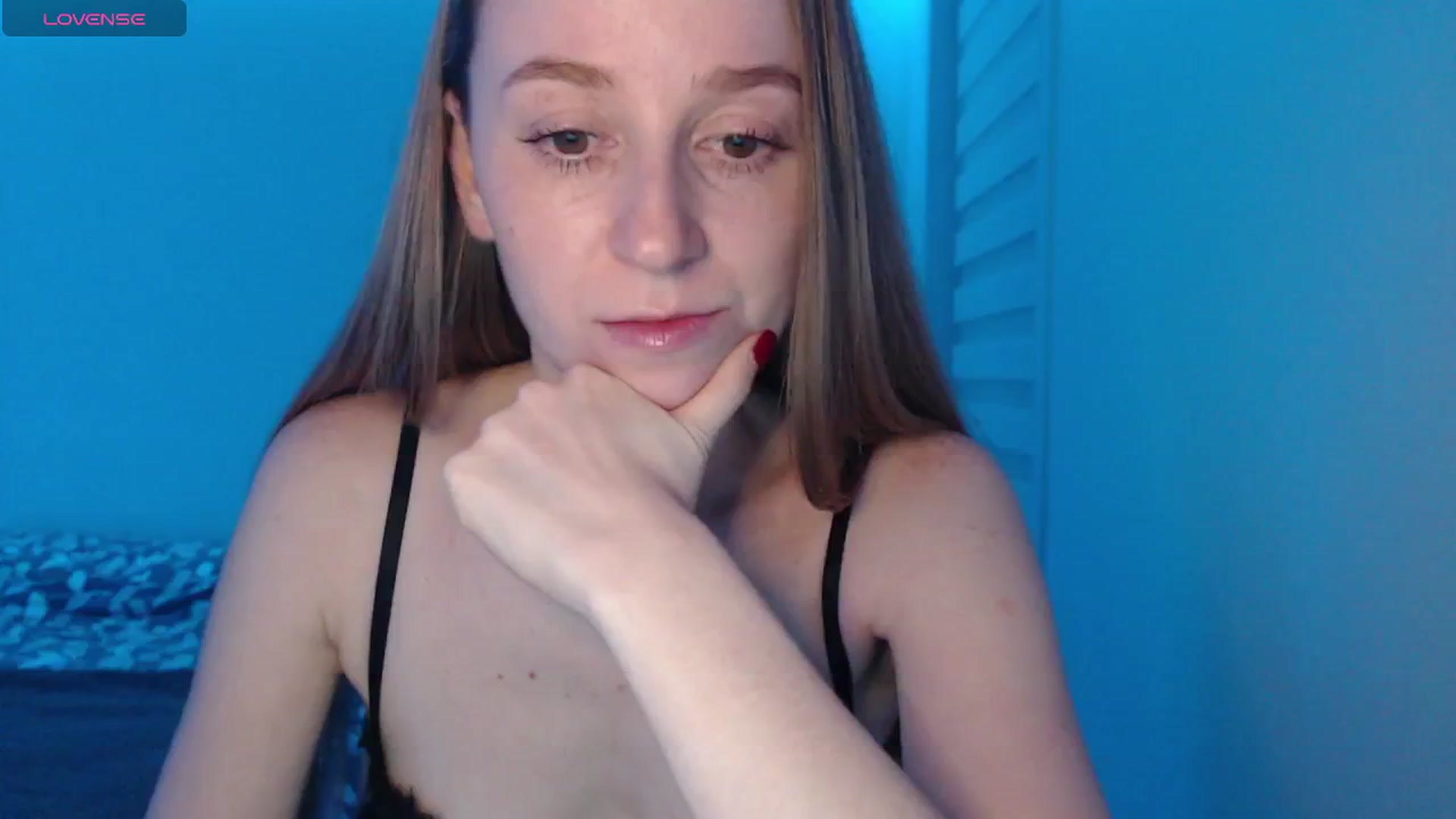 Gallery image thumbnail from PetitAnge_'s myfreecams stream on, 01/18/2026, 24:47 image 18 of 20